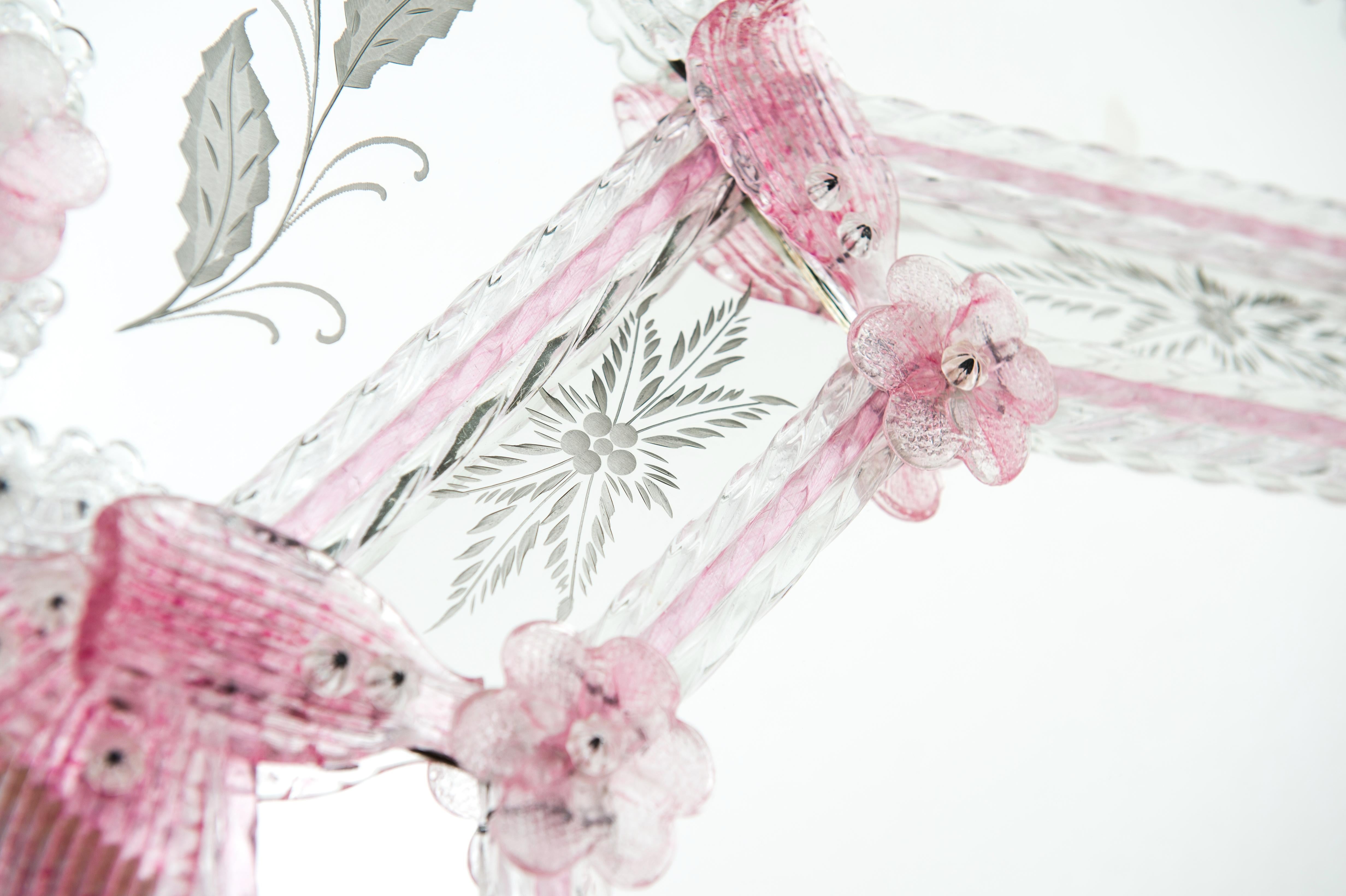 Specchio rosa in vetro di Murano. - TBCD in vendita 4