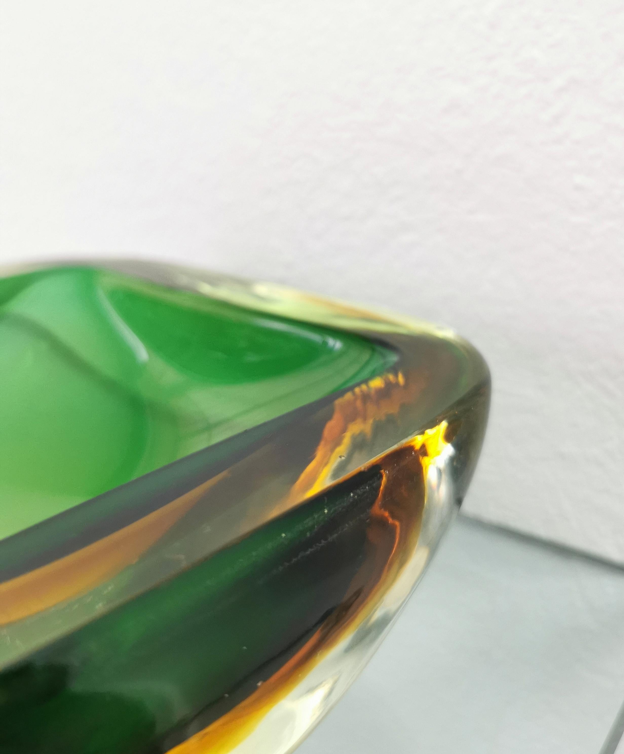Sommerso Murano Glass Vide-Poche Decorative Object in the Style of Flavio Poli Midcentury