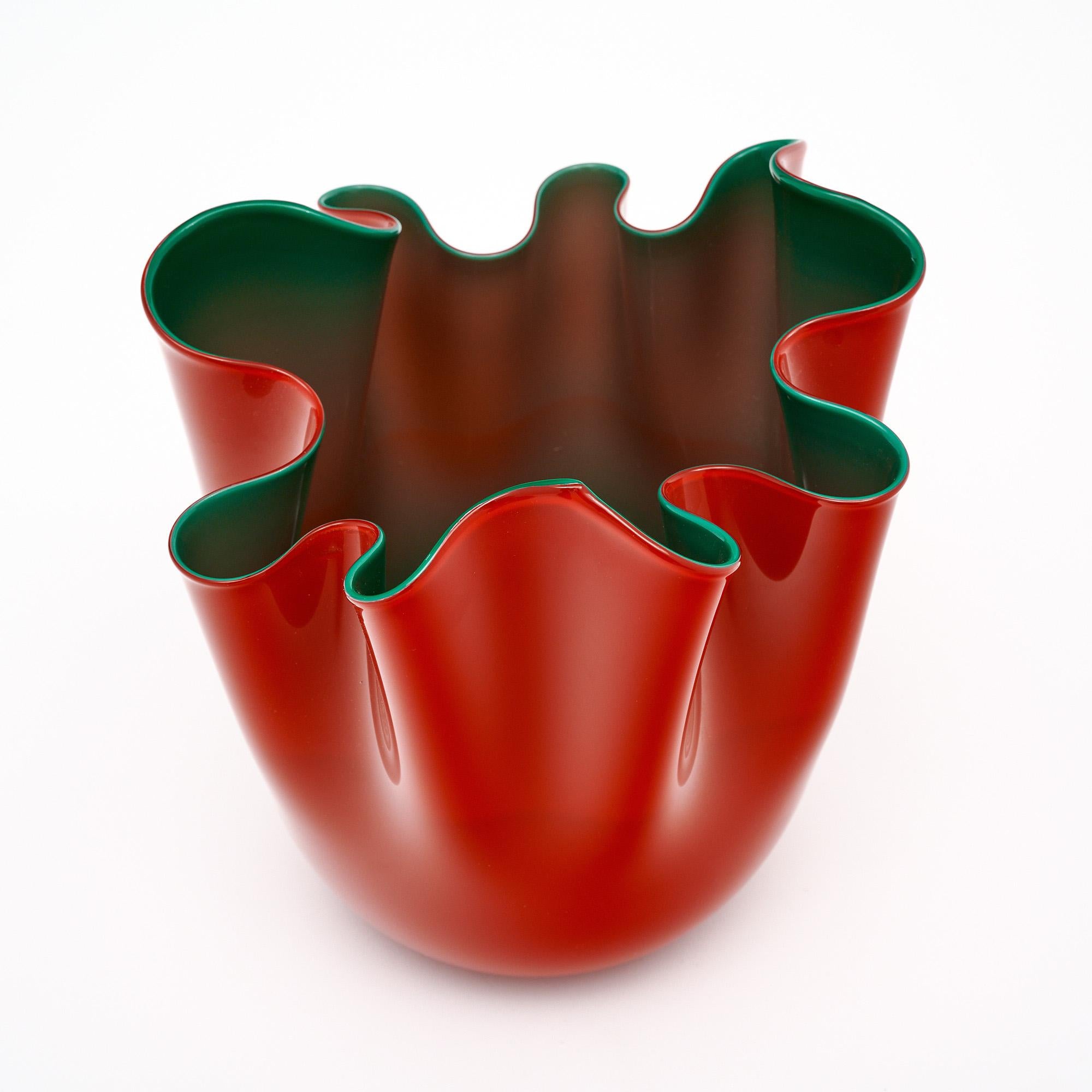 Fazzoletto-Vase aus Murano-Glas von Venini (Ende des 20. Jahrhunderts) im Angebot
