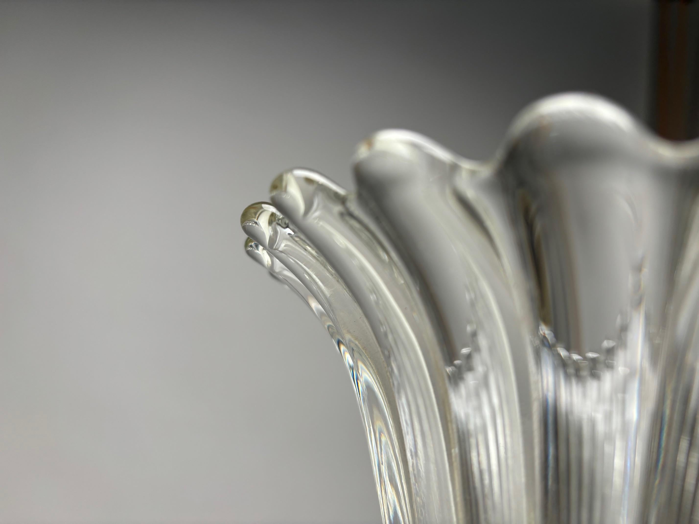 Brass Murano glass wall lamp by Ercole Barovier, Italy, 1940s For Sale