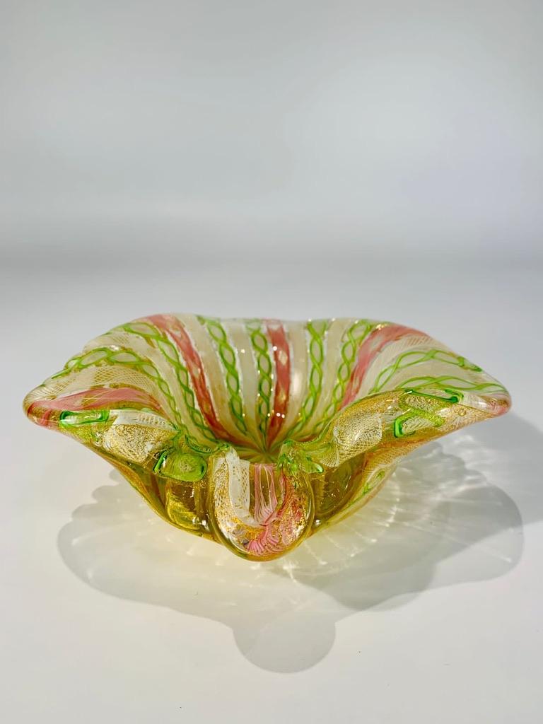 International Style Murano glass with many techniques circa 1950 bowl. For Sale