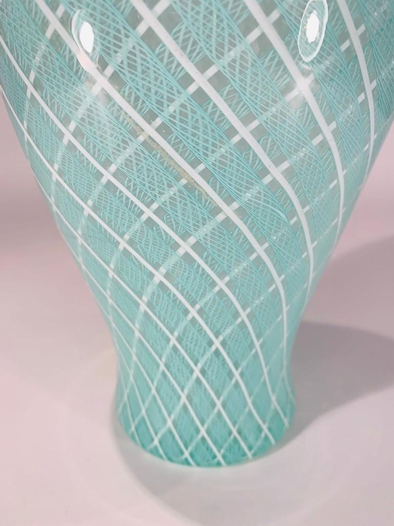 Incredible and large Murano glass in zanfirico bicolor circa 1950 vase.