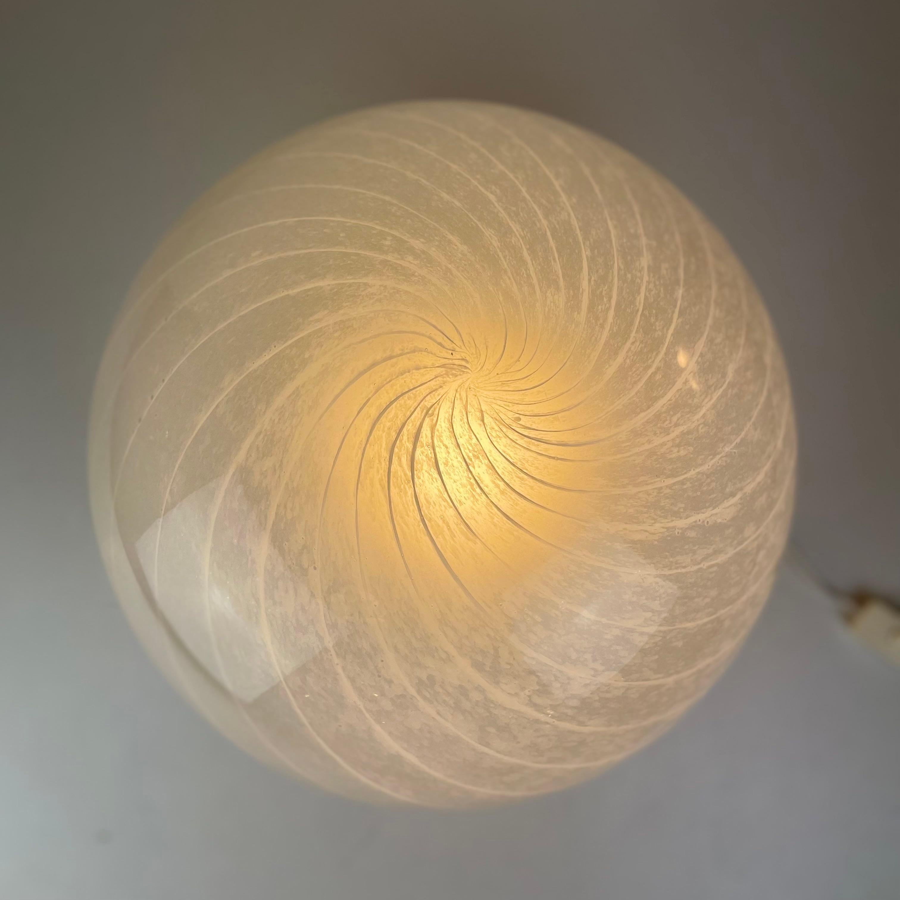 Murano Globe Table Lamp, 1970s For Sale 1