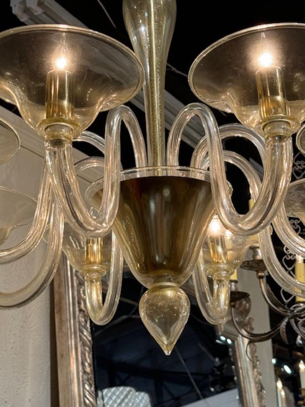 Vetro soffiato Lampadario a 8 luci in oro di Murano in vendita