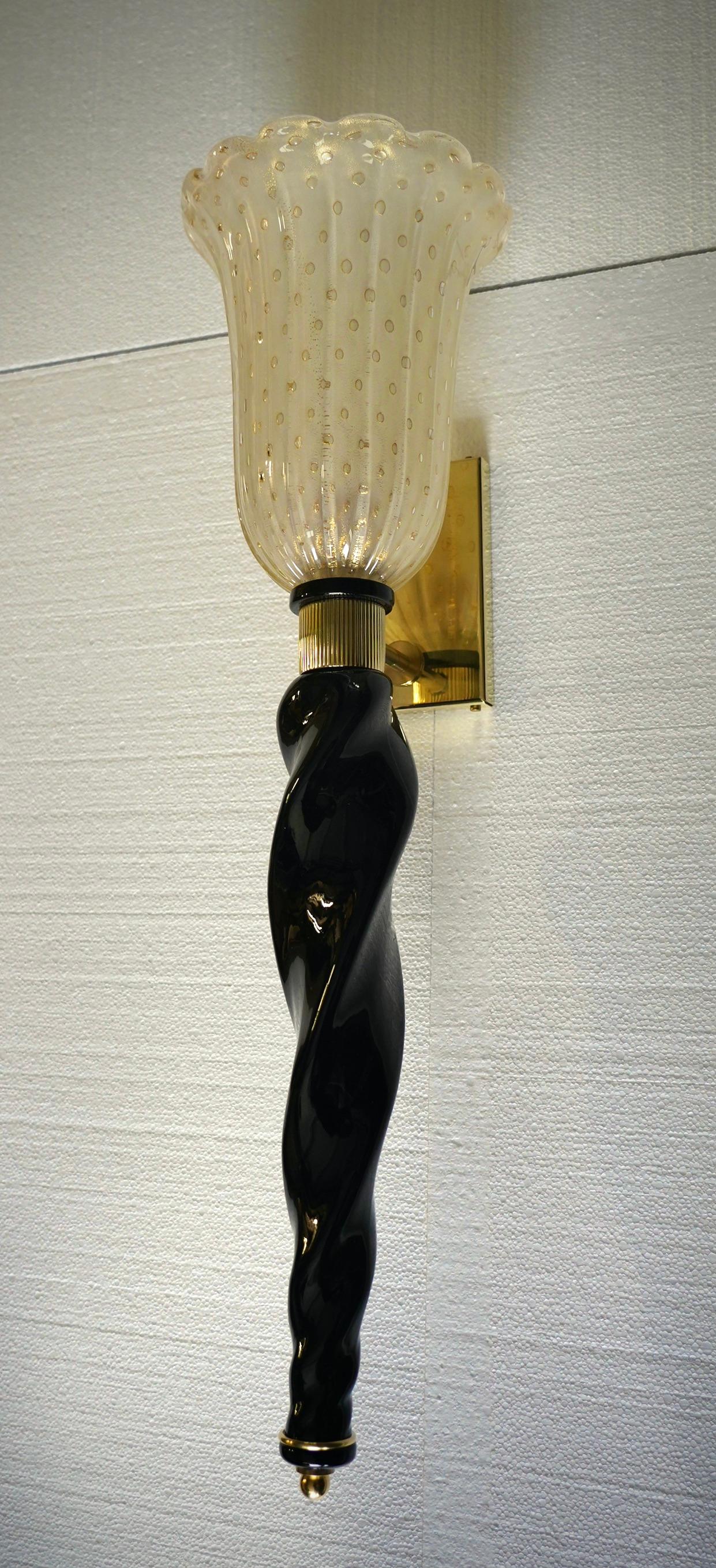 Mid-Century moderno Applique e lampade da parete in vetro color oro e nero di Murano, 2020 in vendita