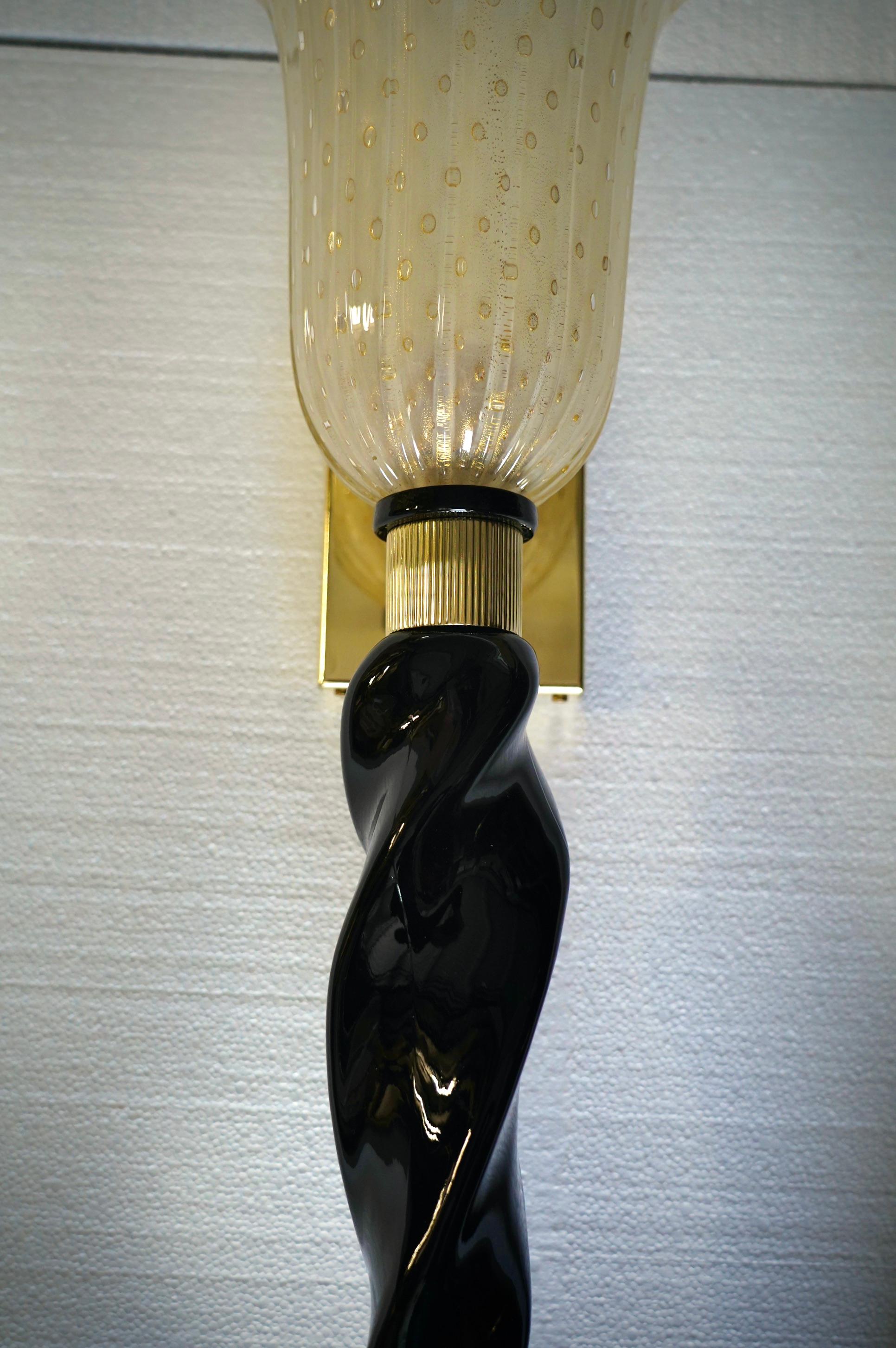 Applique e lampade da parete in vetro color oro e nero di Murano, 2020 In condizioni buone in vendita a Rome, IT
