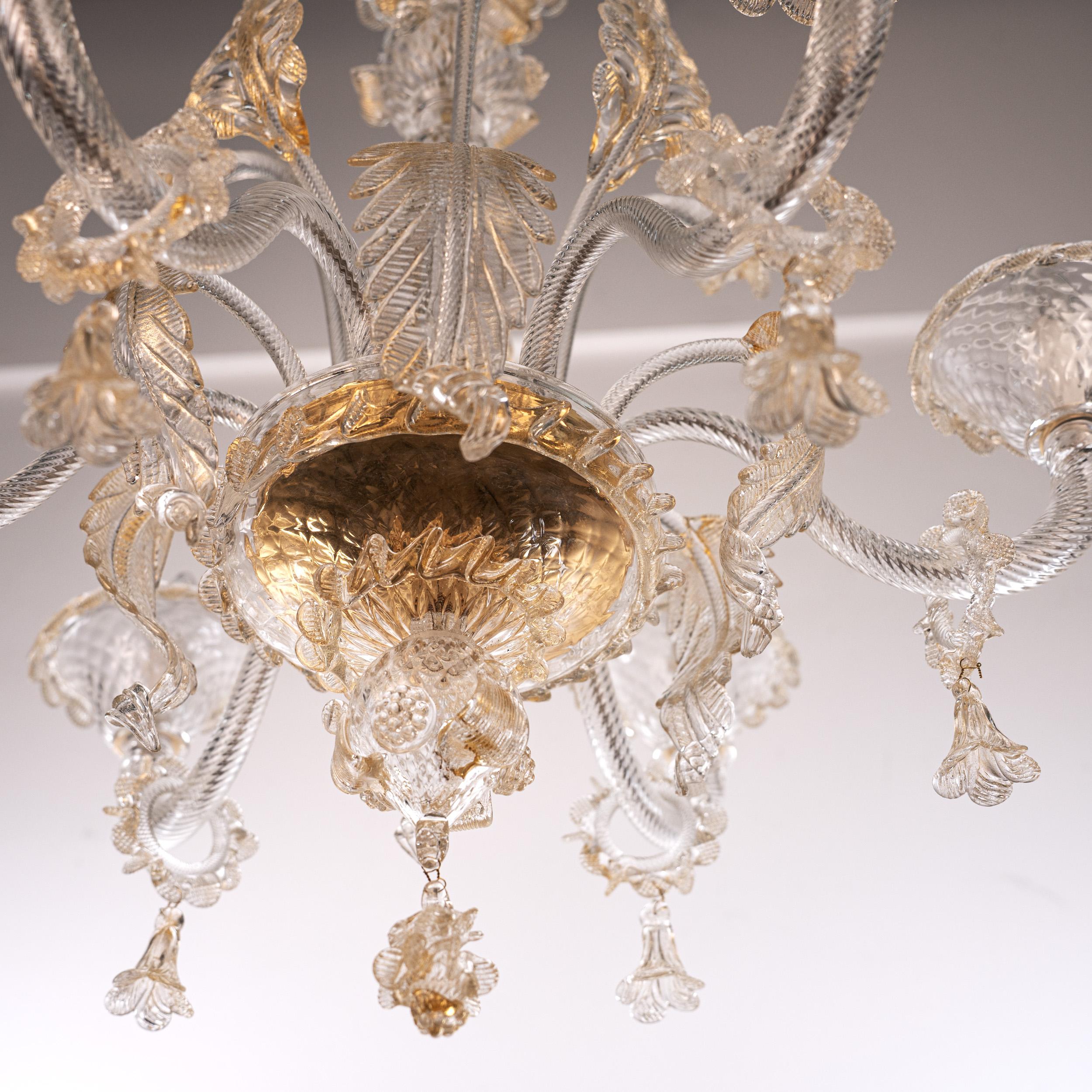 Murano Oro y cristal transparente araña de 6 luces, Vintage Made in Italy en stock en Excelente estado para la venta en Venezia, IT