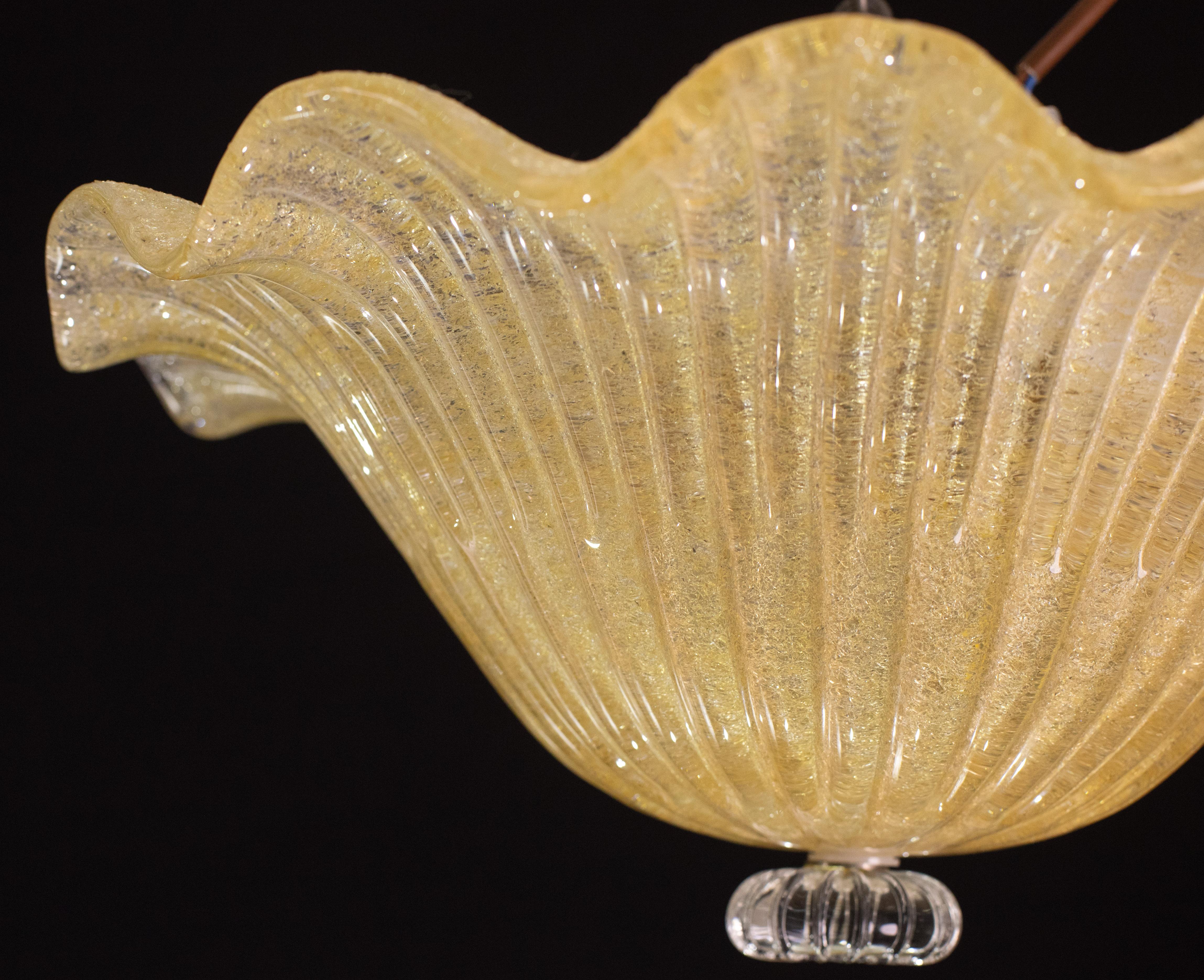 Plafonnier en forme de fleur en or de Murano par Barovier & Toso, 1970 en vente 1