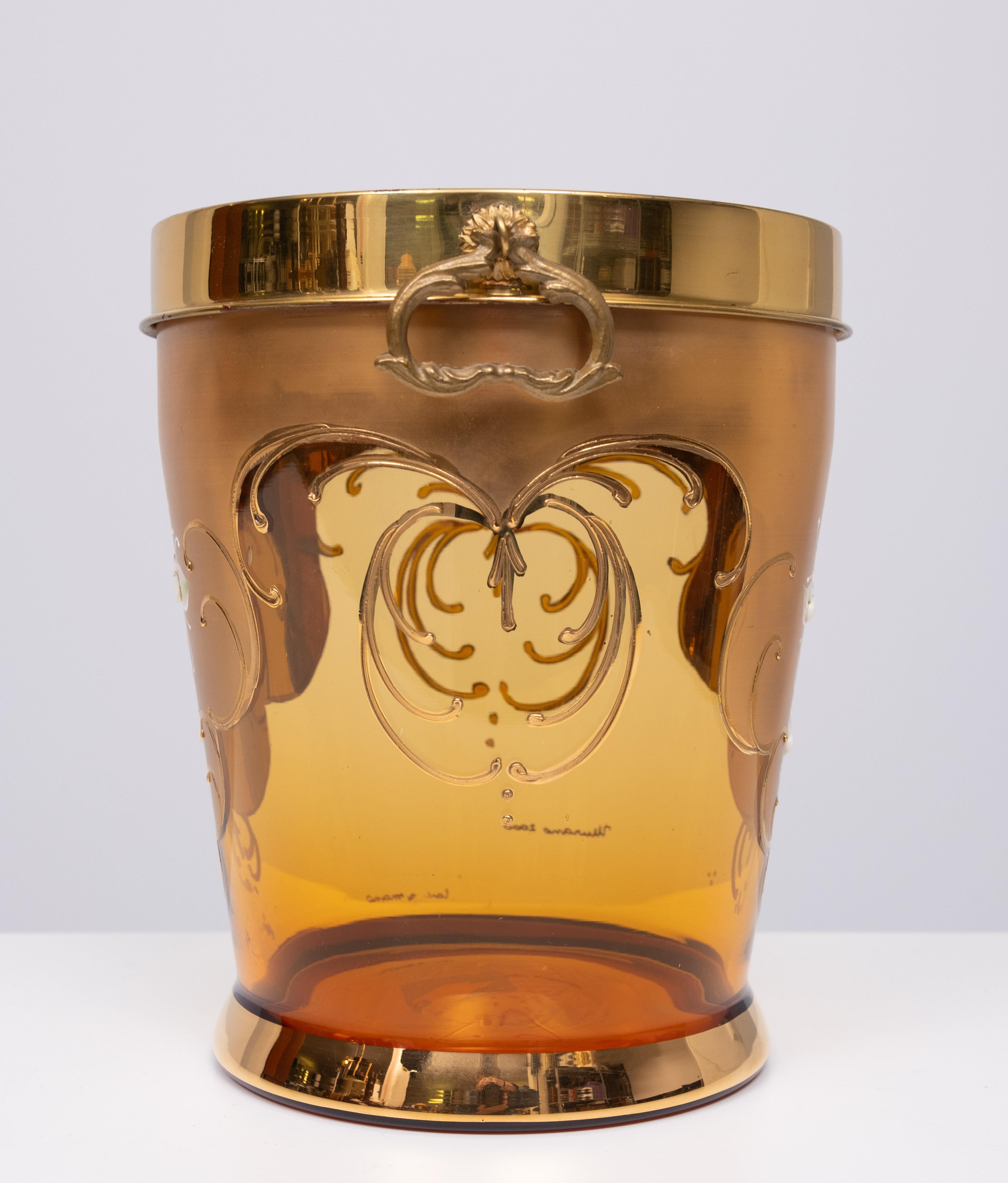 Italiano Secchiello per il ghiaccio in vetro decorato oro di Murano firmato  Italia in vendita