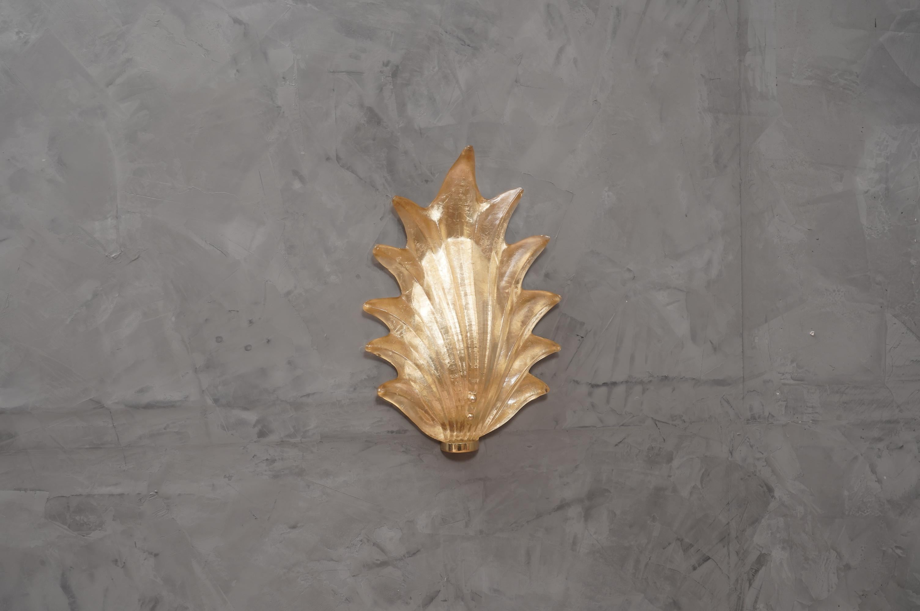 Murano Gold Glass and Brass Wall Light, 1990 For Sale 1