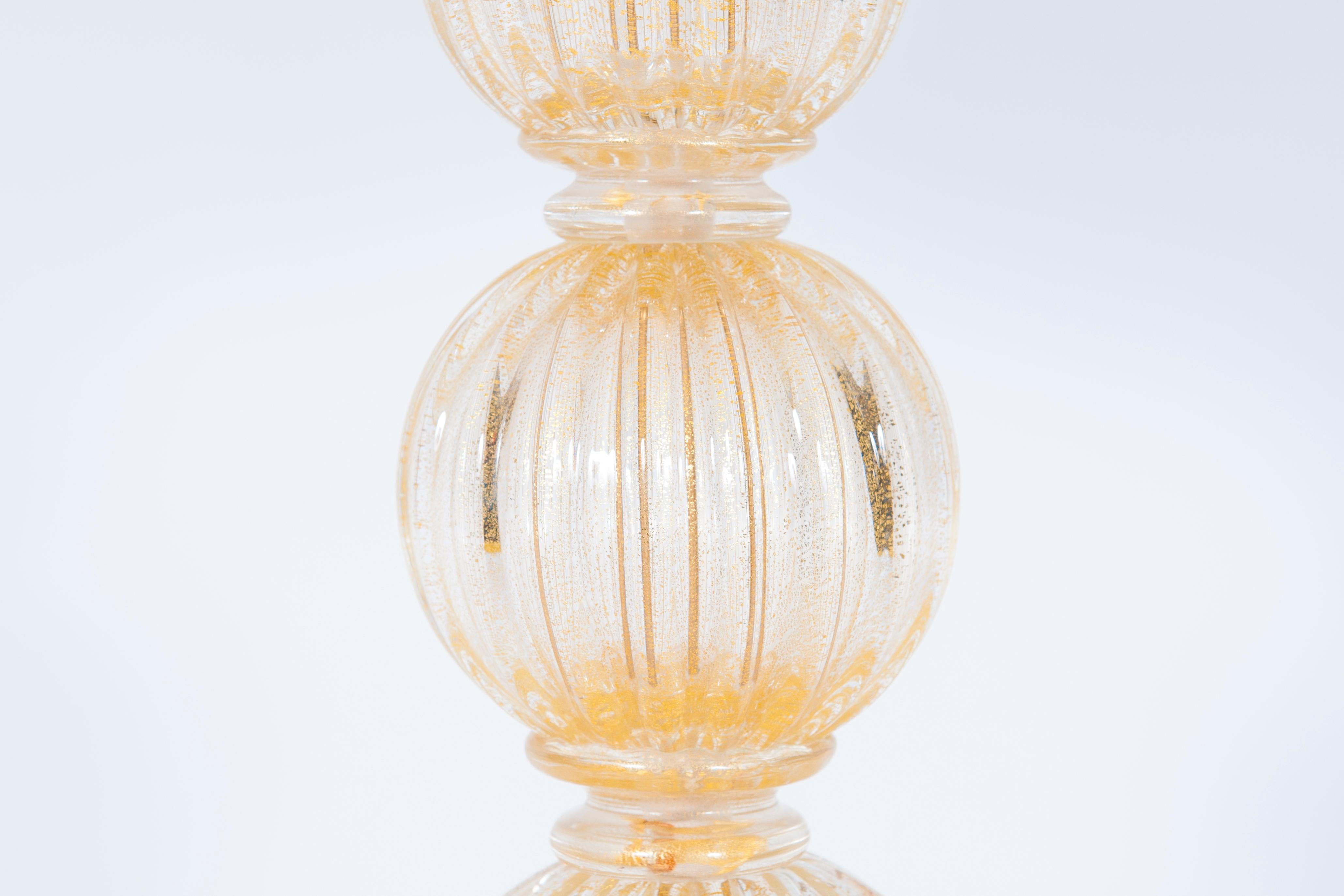 Lampe de table en or de Murano par Giovanni Dalla Fina, circa 1970 en vente 2