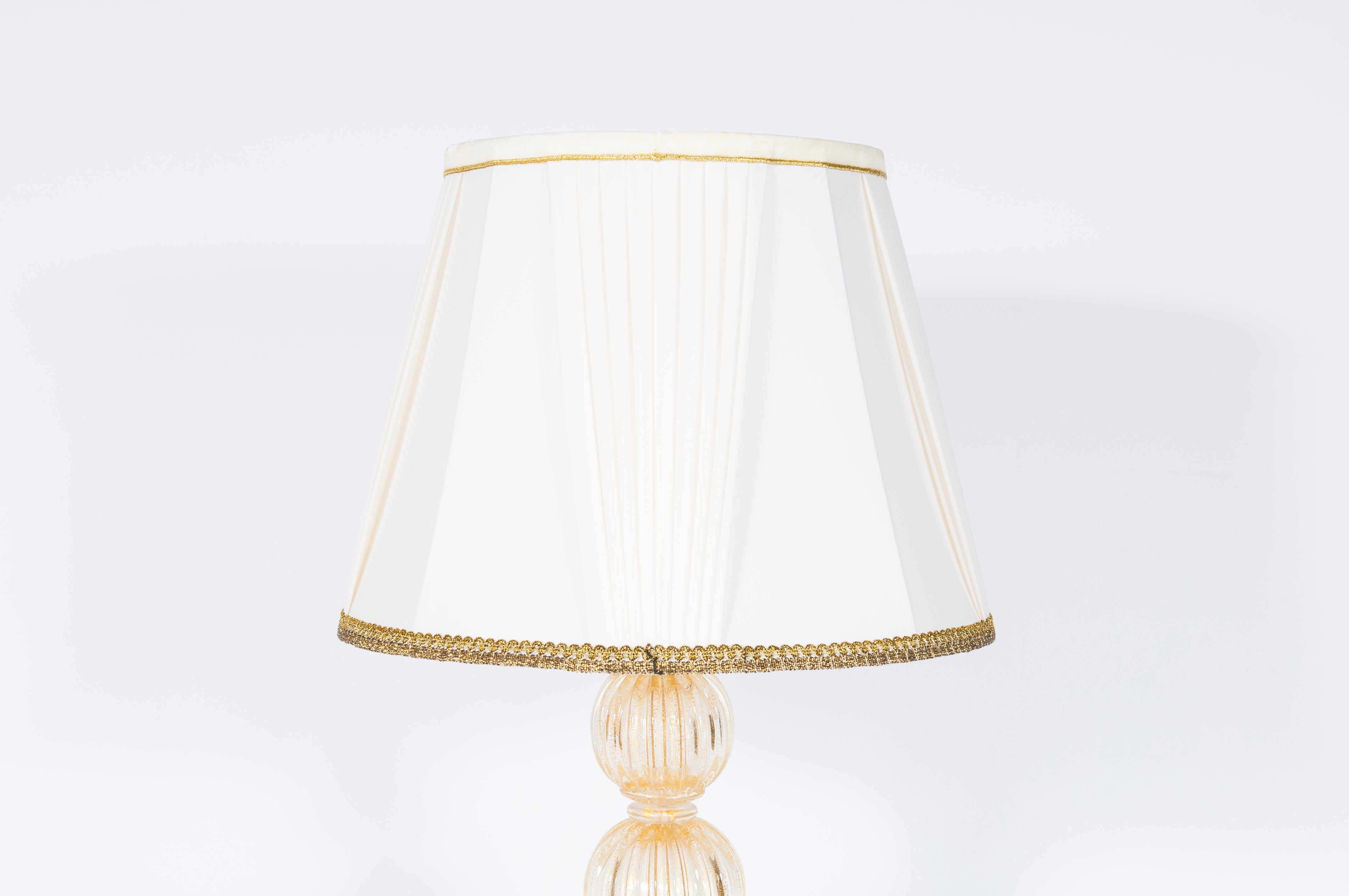 italien Lampe de table en or de Murano par Giovanni Dalla Fina, circa 1970 en vente