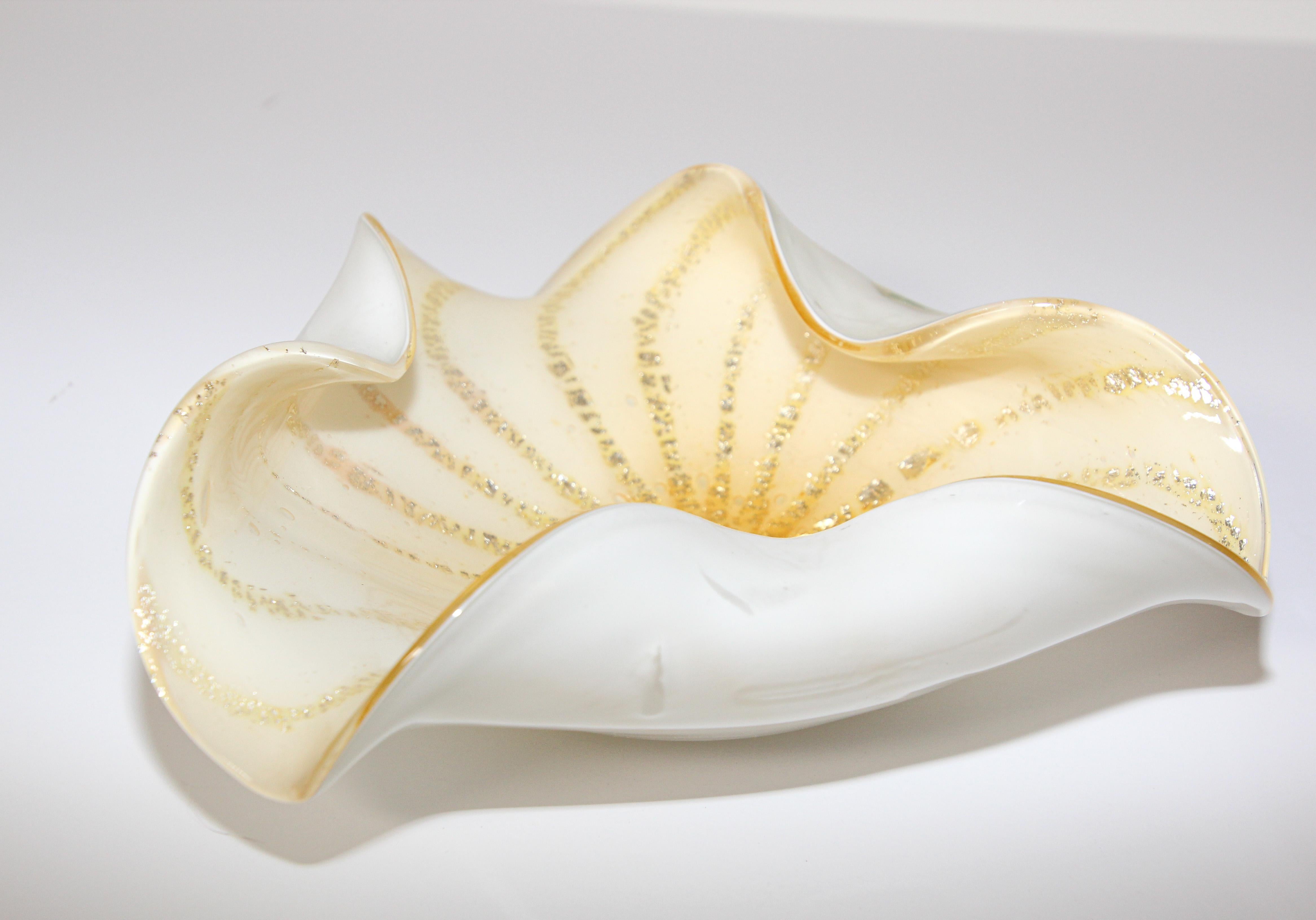 Murano Glass Alfredo Barbini Murano White Gold Venetian Hand Blown Art Glass Bowl For Sale