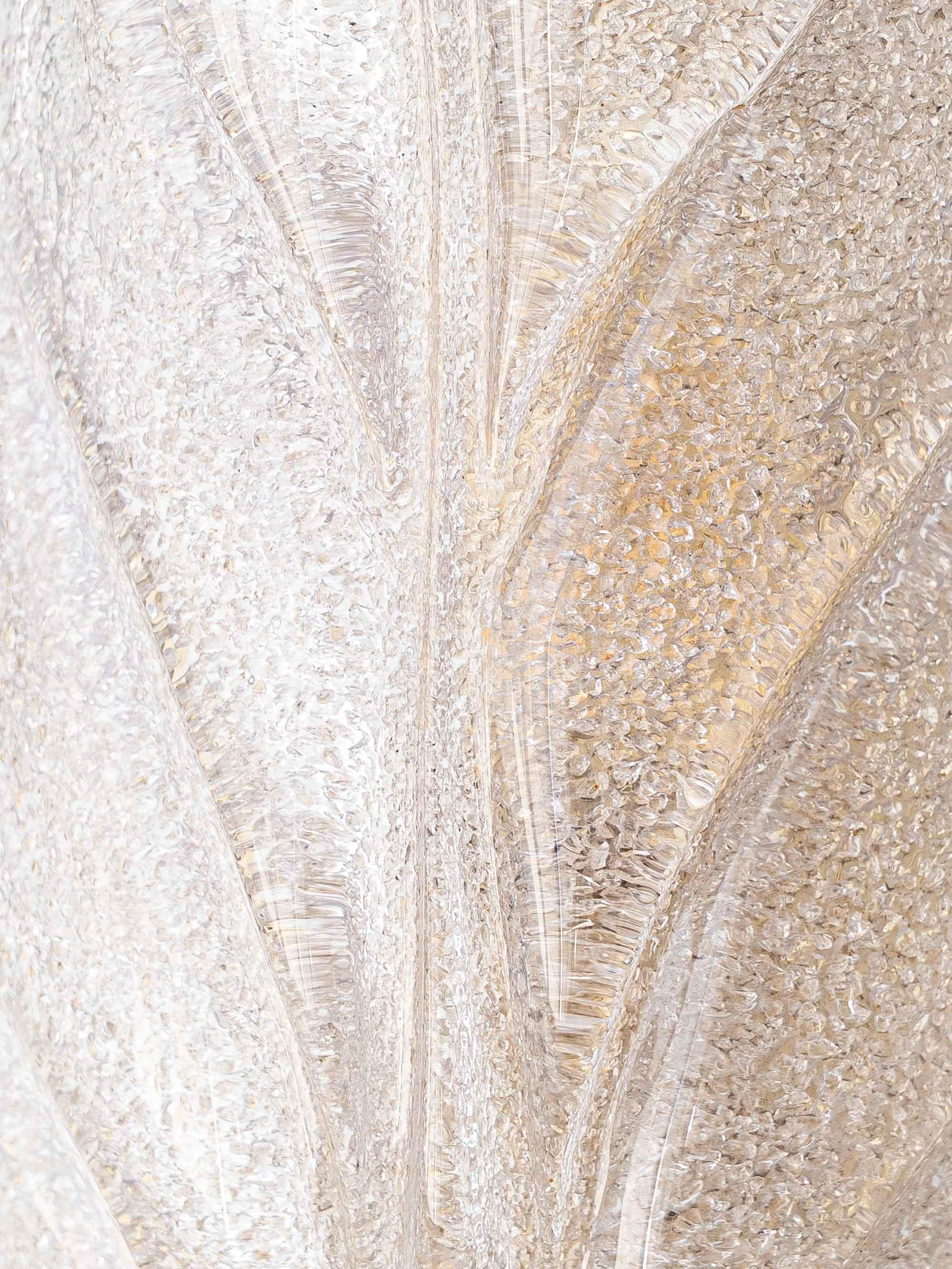 Aplique de pared de latón con doble hoja de cristal Graniglia de Murano, Italia, años 60 siglo XX en venta