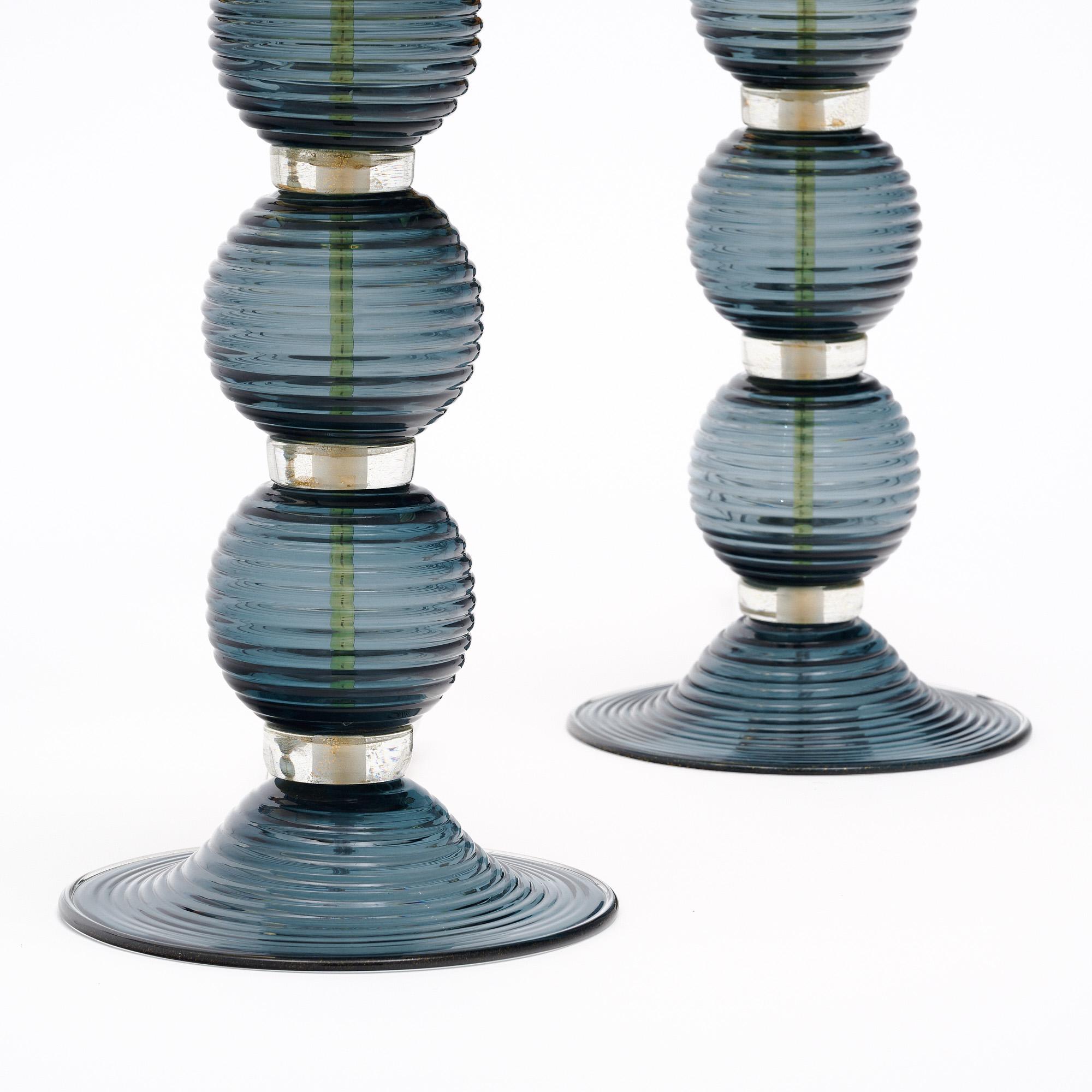 Paire de lampes de table en verre de Murano, soufflées à la main, grises et striées, avec des 