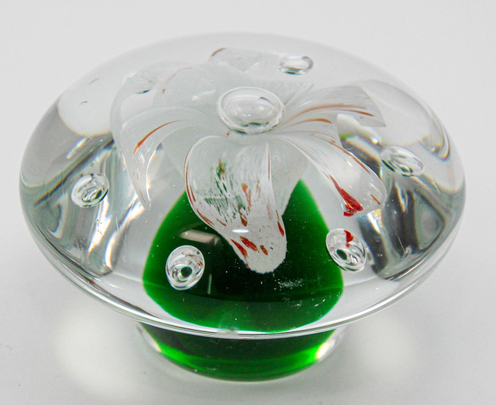Hand-Crafted Murano Green and Clear Italian Art Glass Flower Paperweight For Sale