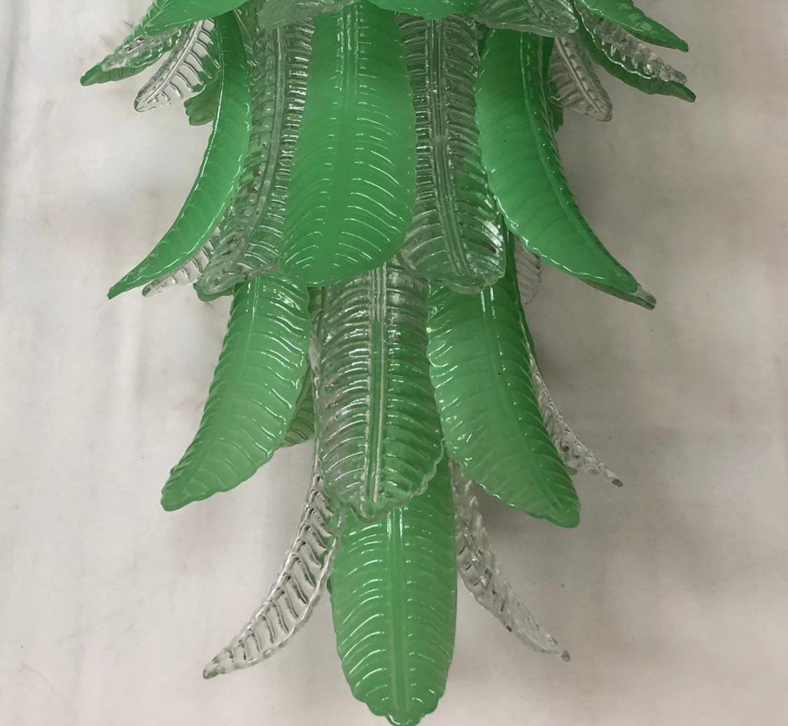 Mid-Century moderno Lampadario e pendente in vetro artistico di Murano verde e trasparente, 2020 in vendita