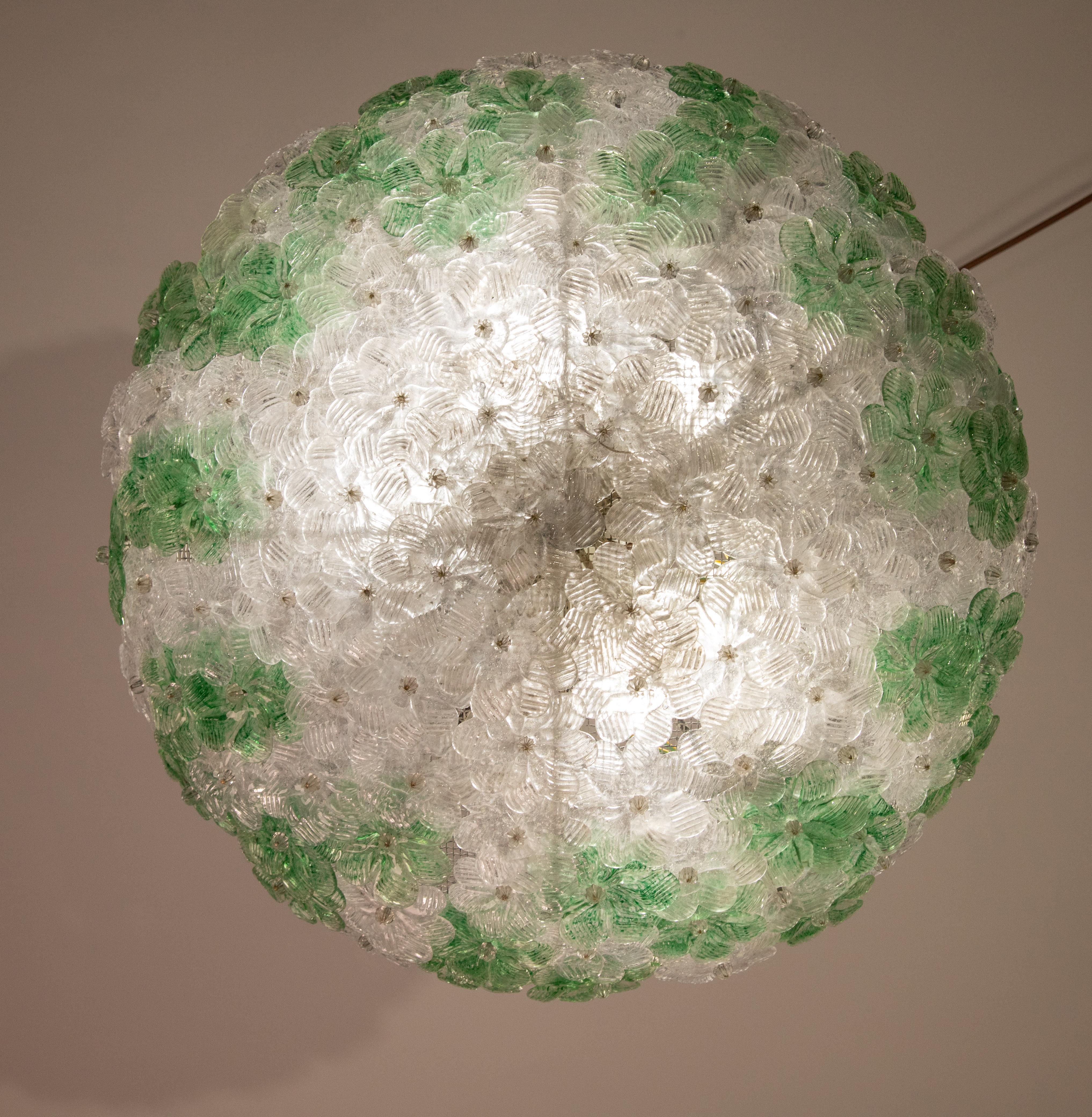 Mid-20th Century Murano Green and Trasparent Ceiling Light Flower by Barovier, 1960 For Sale