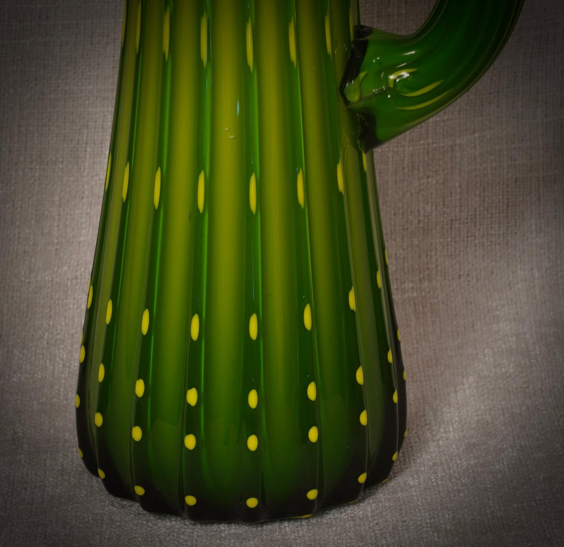 italien Vase du milieu du siècle en verre d'art The Artful Green & Greene, 2000 en vente