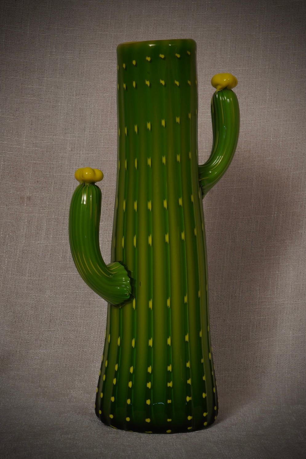 Vase du milieu du siècle en verre d'art The Artful Green & Greene, 2000 en vente 2