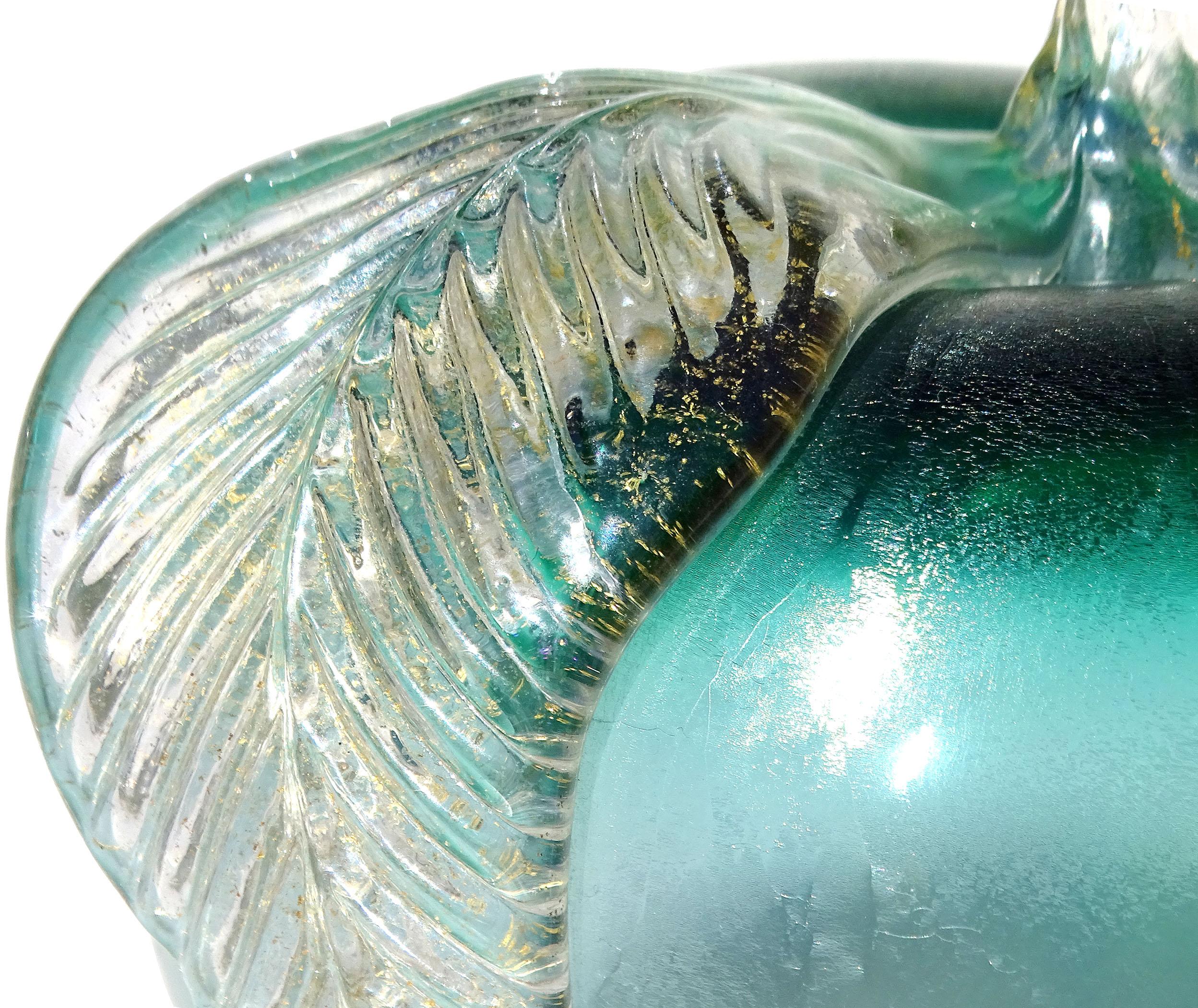 Vetro The Artful Green Blu Oro Iridescente di Murano Scultura di frutta mela banana in vetro artistico italiano in vendita
