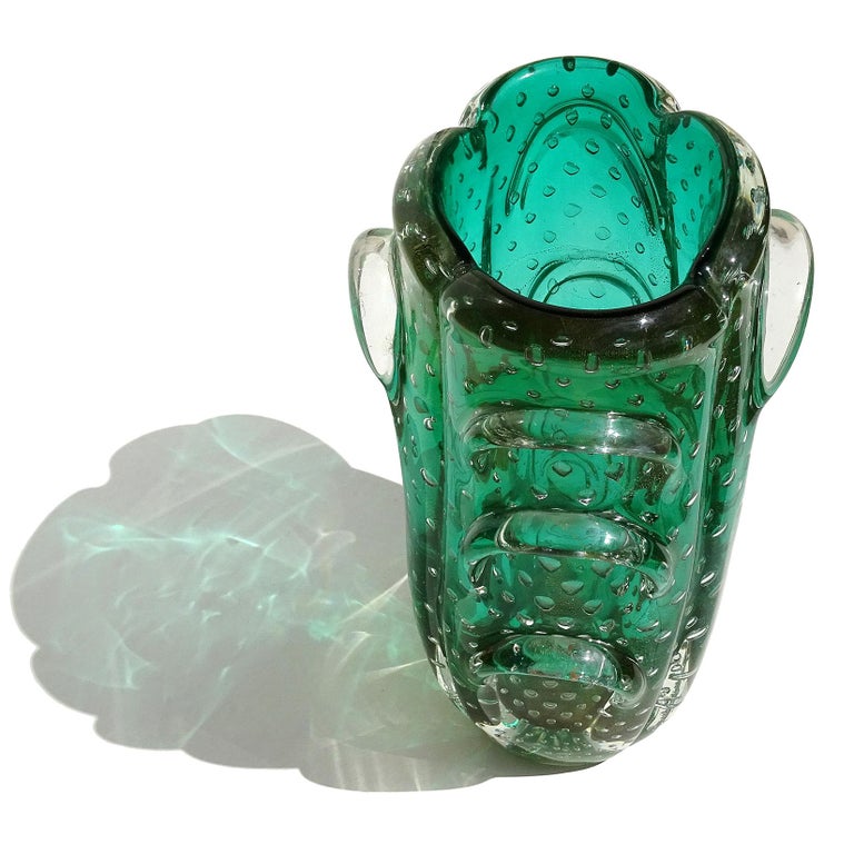 20th Century Murano Green Gold Flecks Bullicante Italian Art Glass Sculptural Flower Vase For Sale