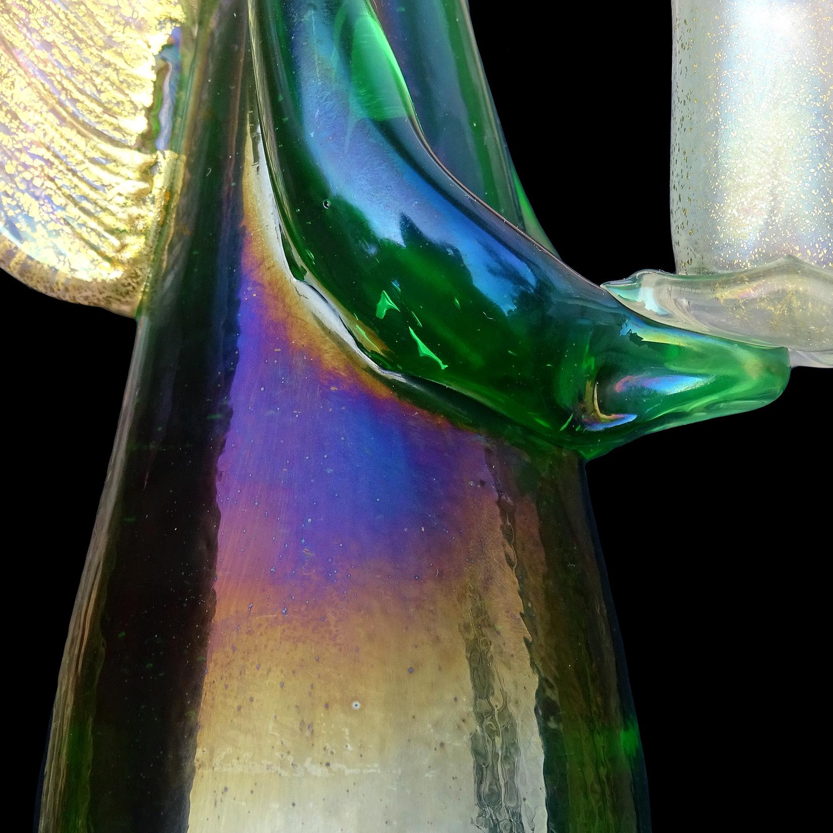 Fait main Murano Green Iridescent Gold Flecks Italian Art Glass Angel Candleholder Figure en vente