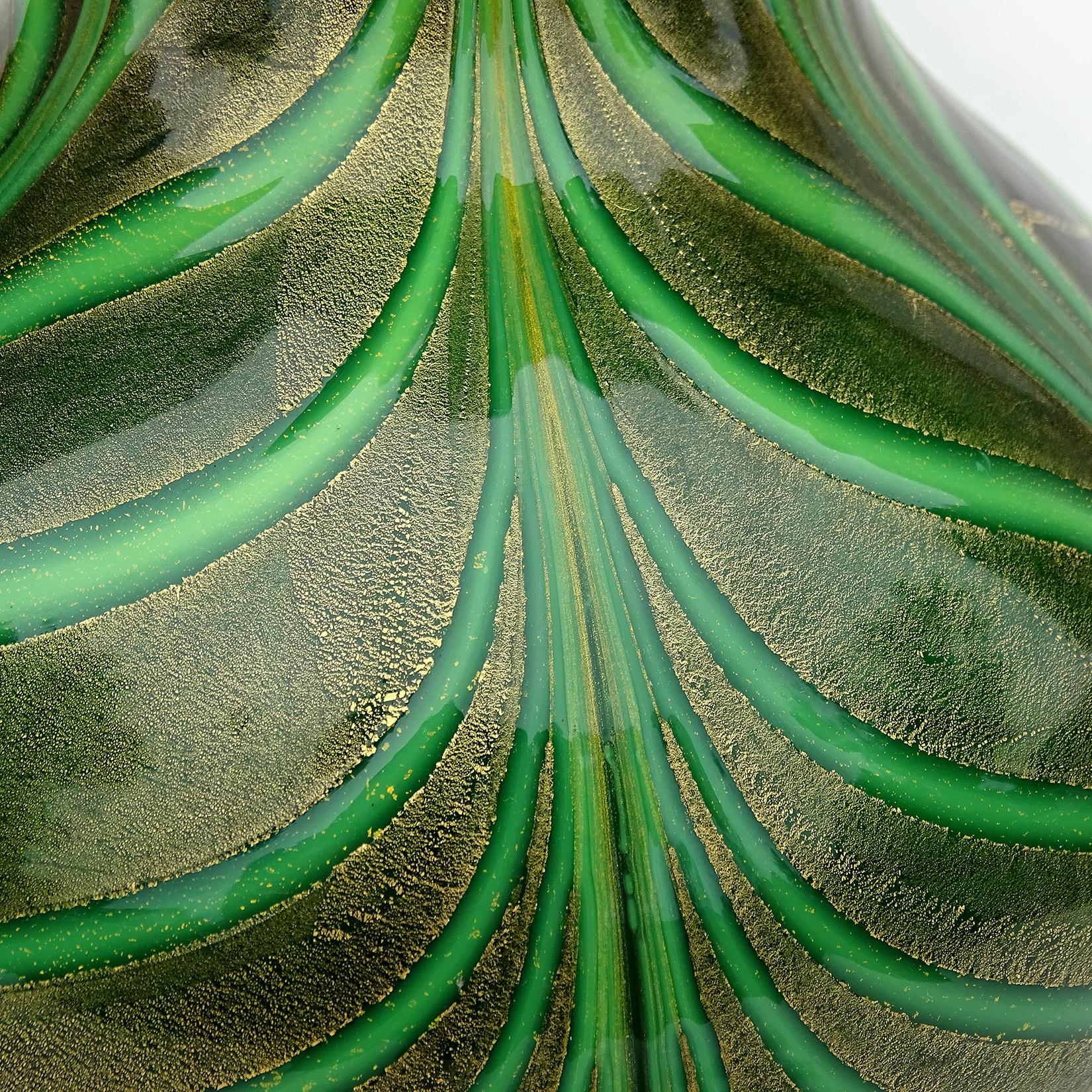 Murano Glass Murano Green Pulled Feather Gold Flecks Italian Art Glass Ruffle Rim Flower Vase