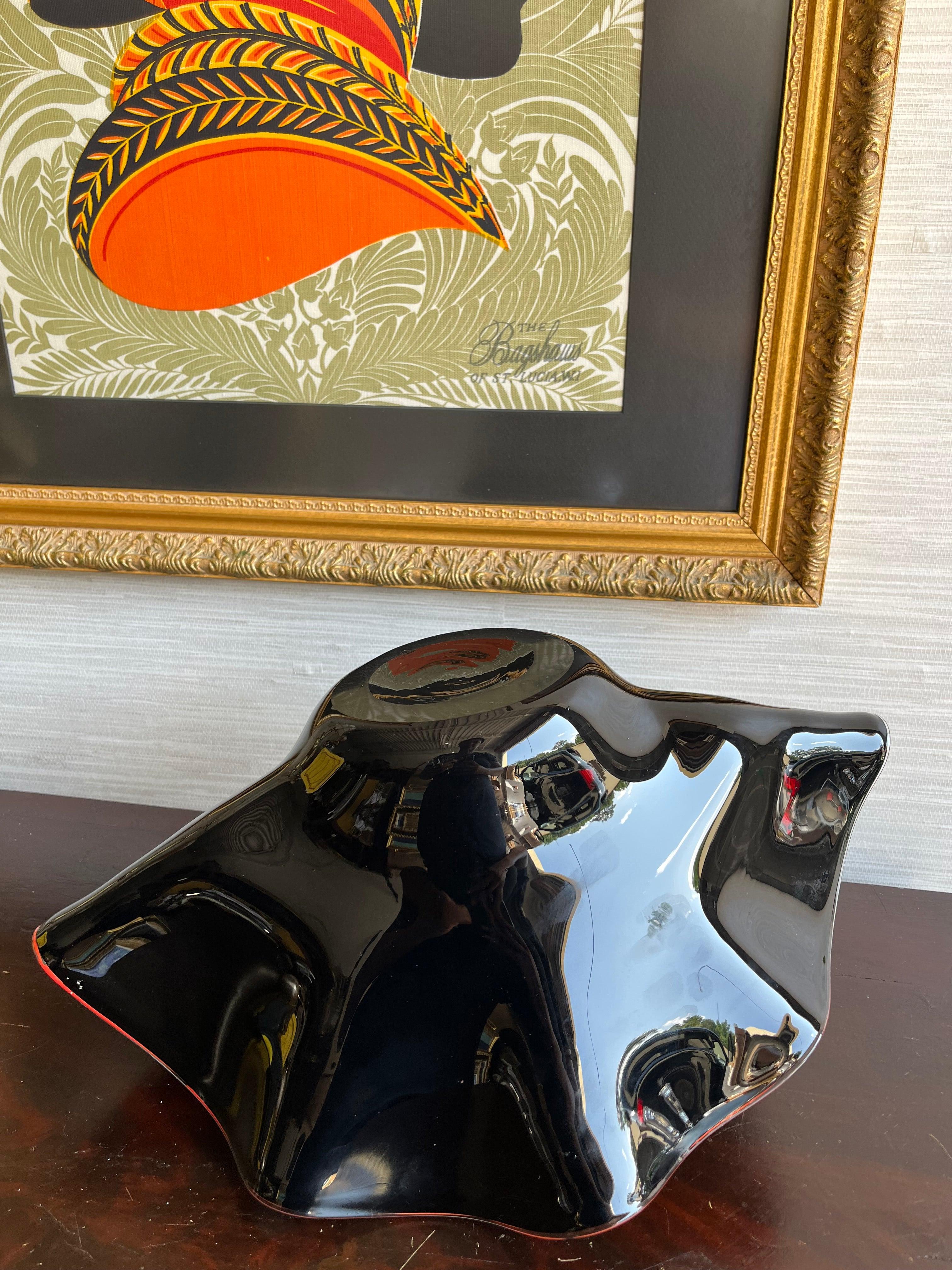 Verre brun Bol orange noir en forme de palourde en verre d'art soufflé à la bouche par Murano en vente