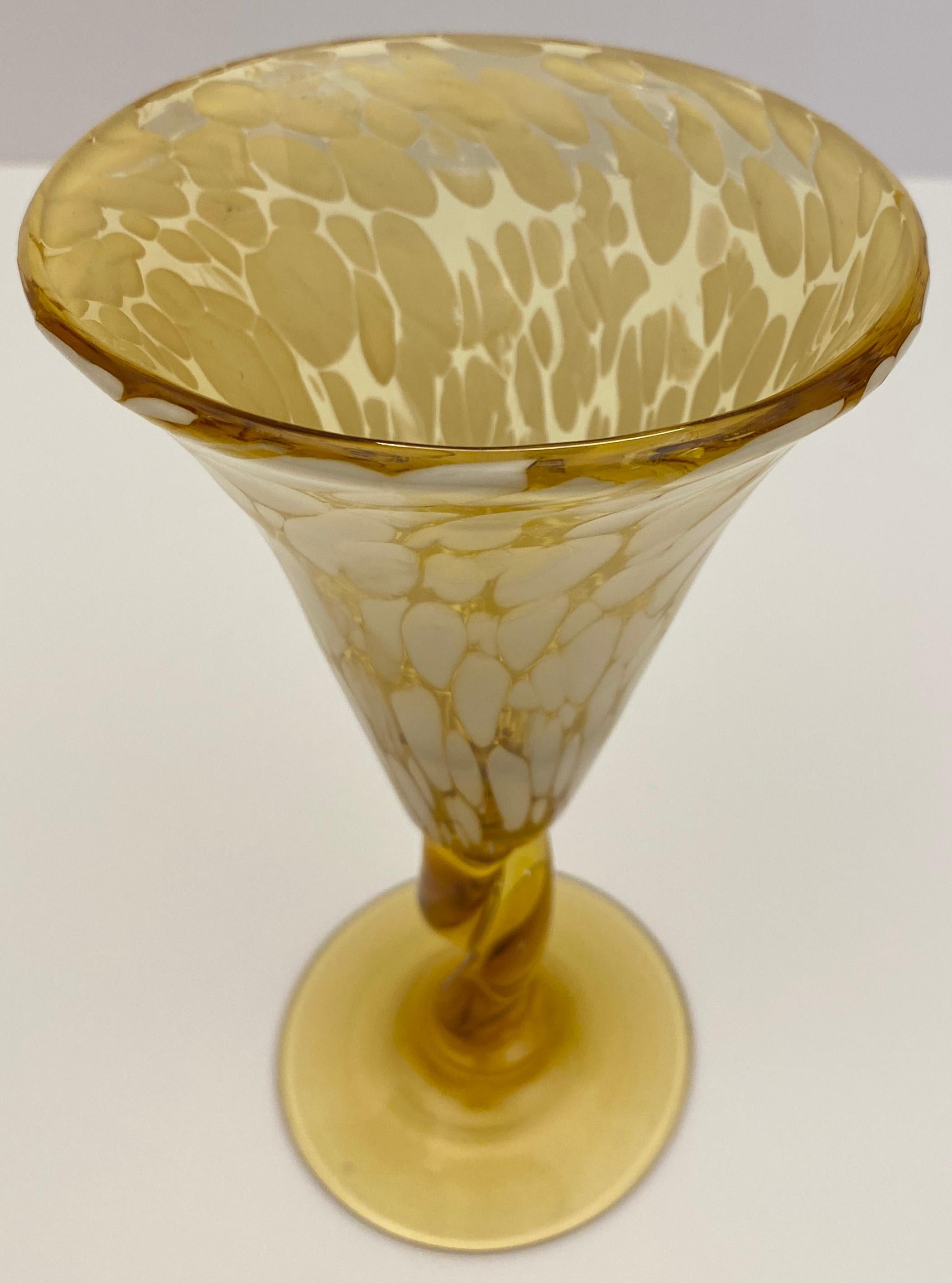Hollywood Regency Gobelets en verre soufflé à la main de Murano, lot de 6 en vente