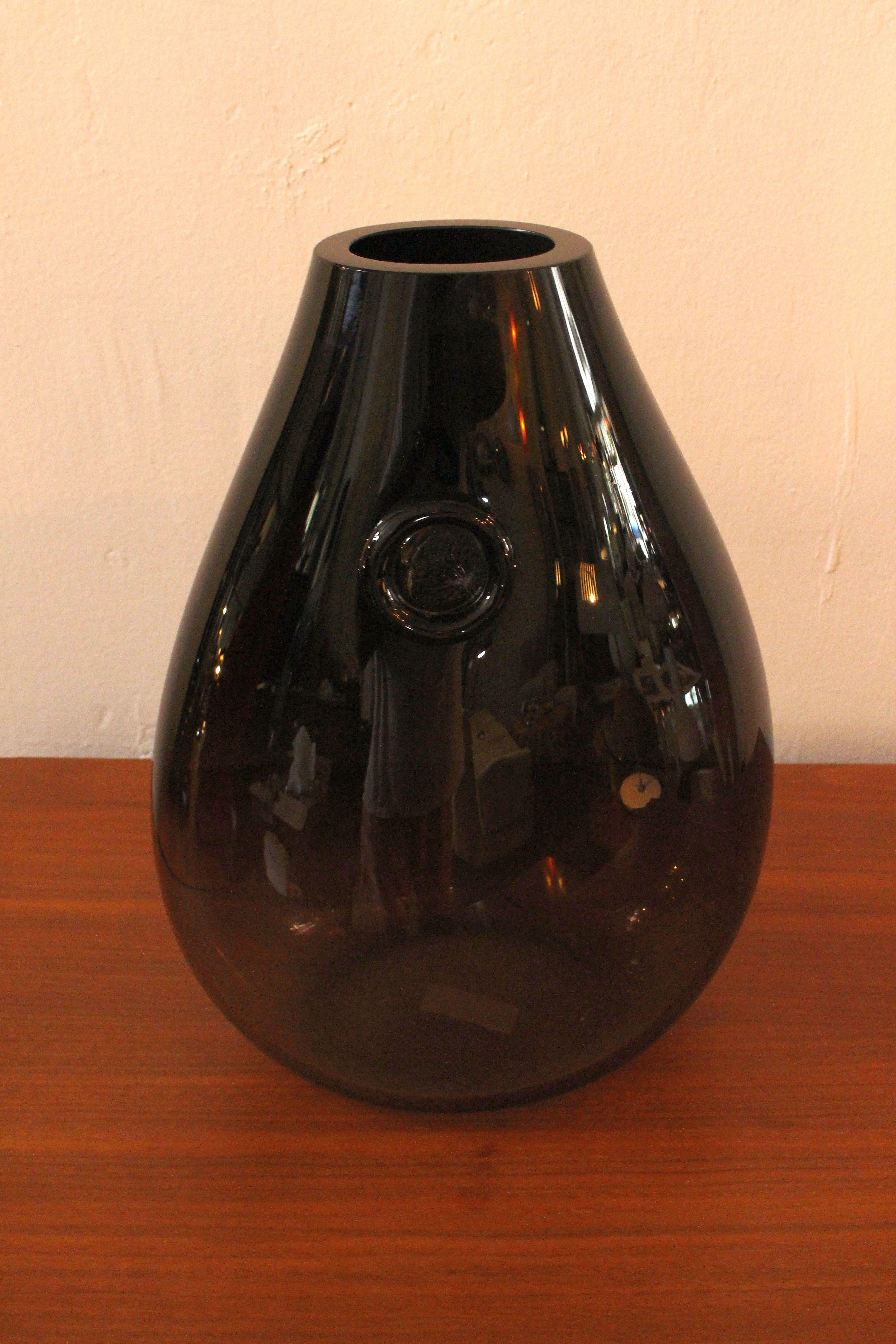 Murano Hand Blown Glass Vase In Good Condition In Los Angeles, CA