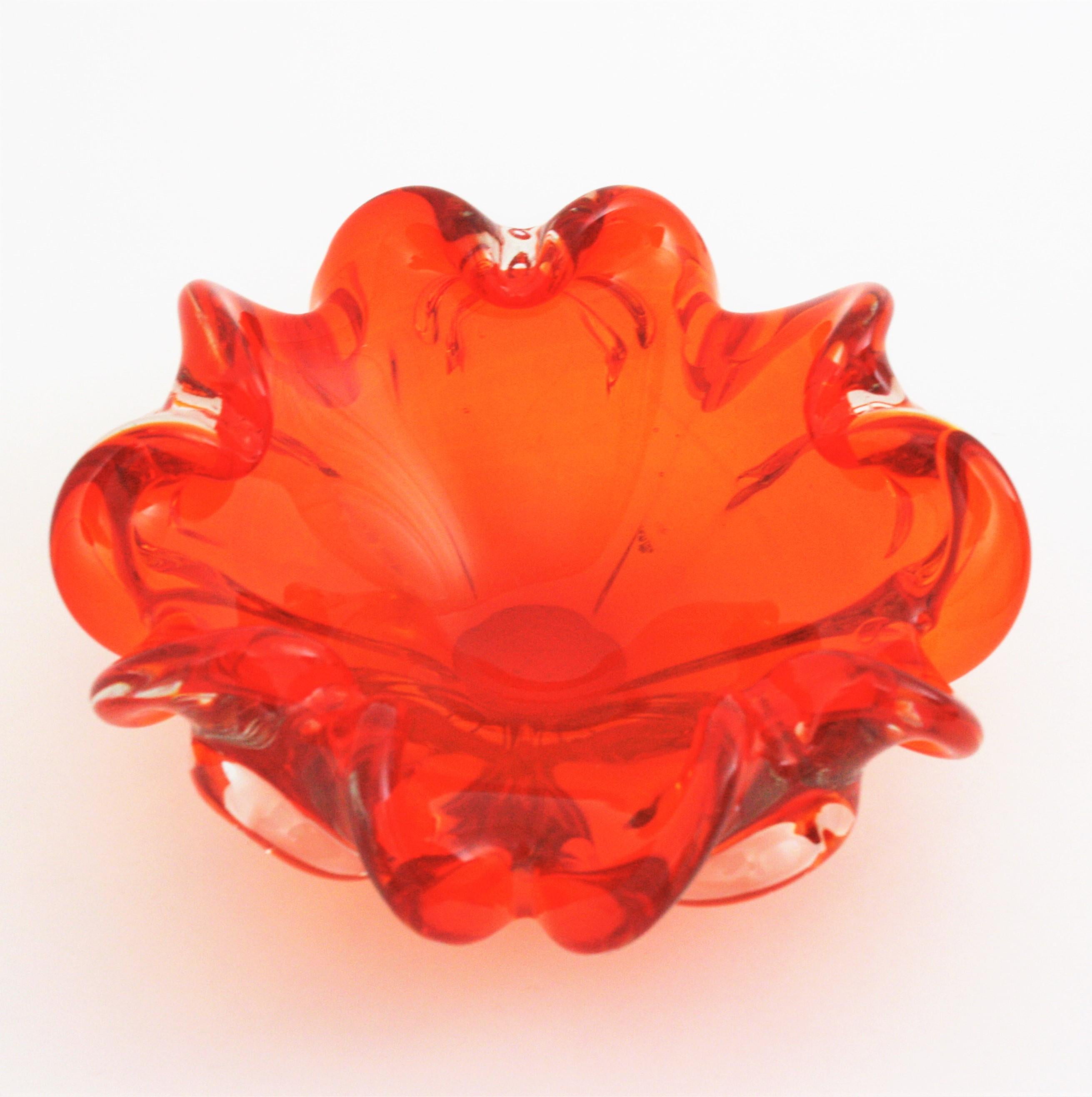 Midcentury Italian Murano Sommerso Orange and Clear Art Glass Bowl / Ashtray For Sale 7