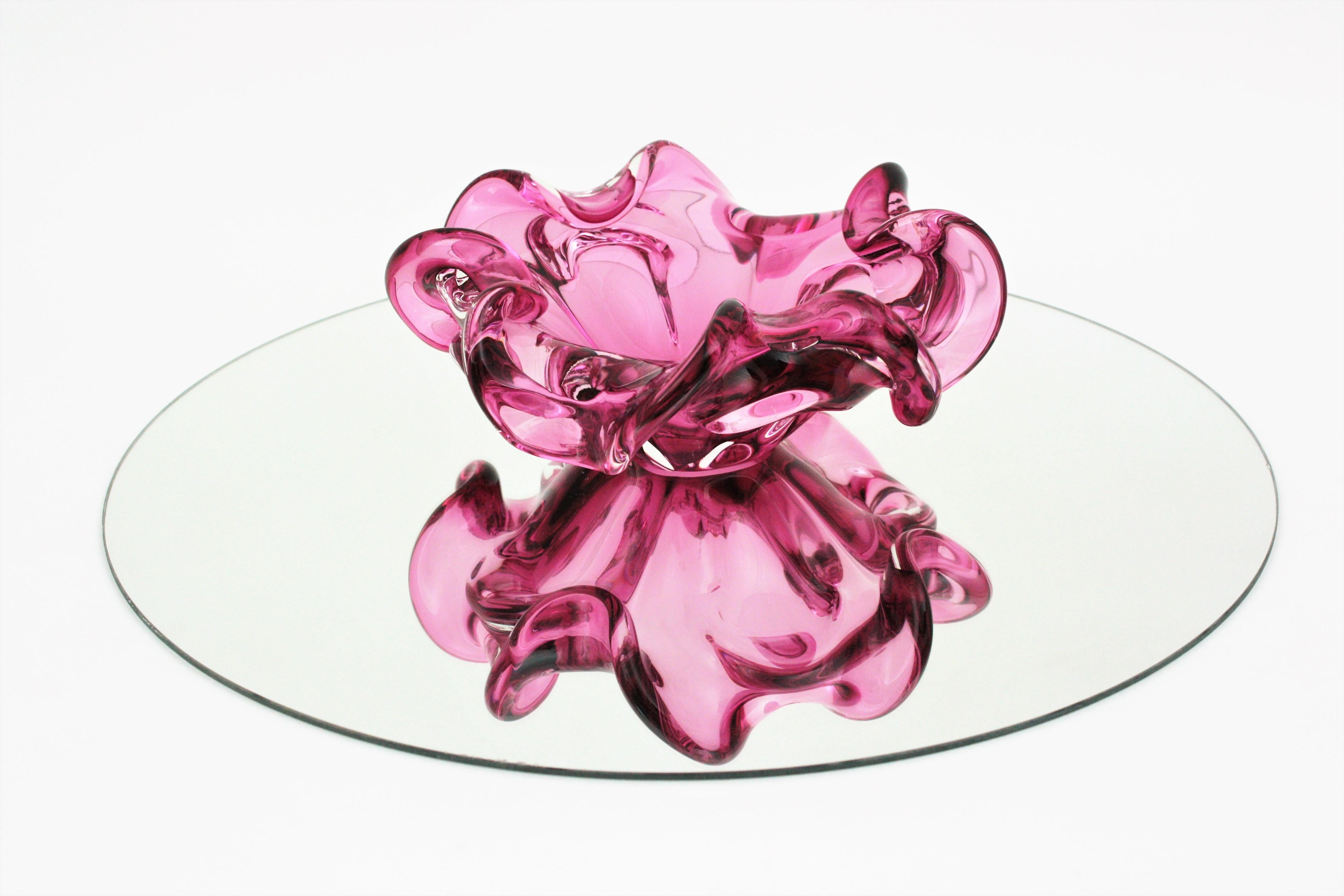 Murano Handblown Pink Sommerso Italian Art Glass Flower Bowl In Excellent Condition In Barcelona, ES