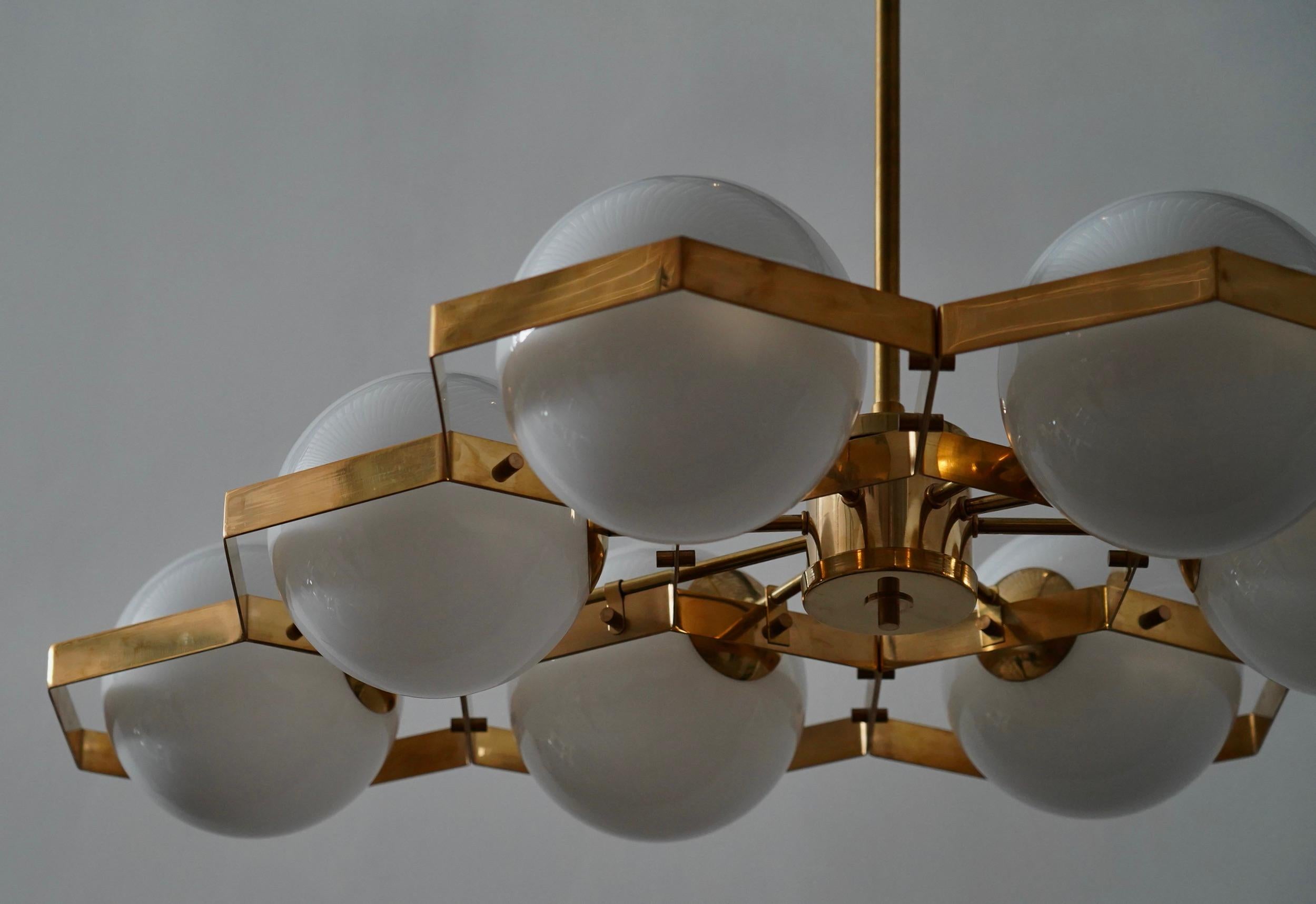 Murano Hexagonal White Glass and Brass Mid-century Chandelier and Pendant, 2020 For Sale 1