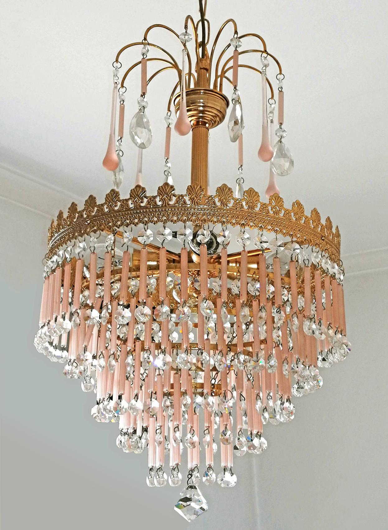 Italian Gilt Hollywood Regency Wedding Cake Chandelier in Pink Murano Glass and Crystal For Sale