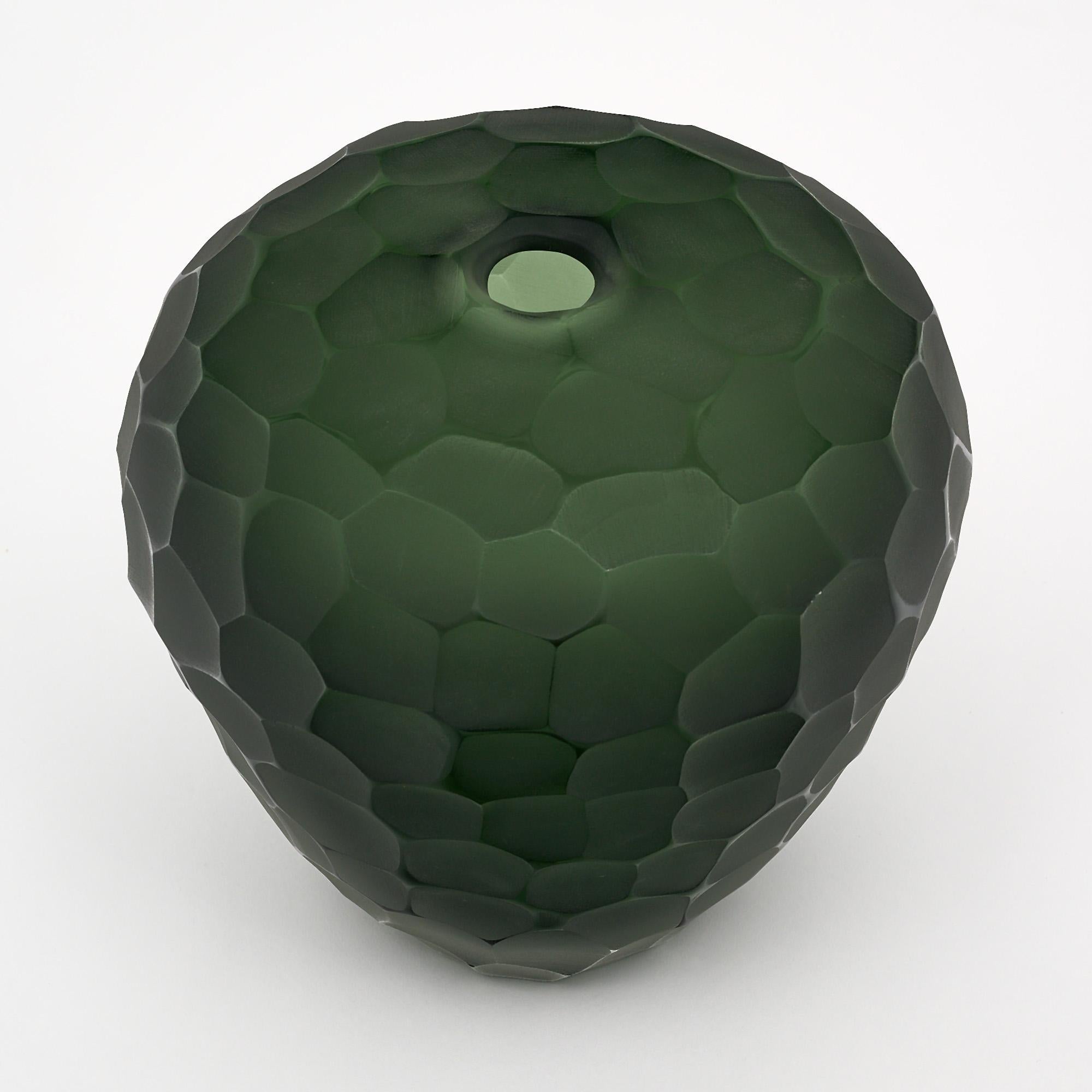 XXIe siècle et contemporain Vase en verre de Murano martelé vert chasseur en vente