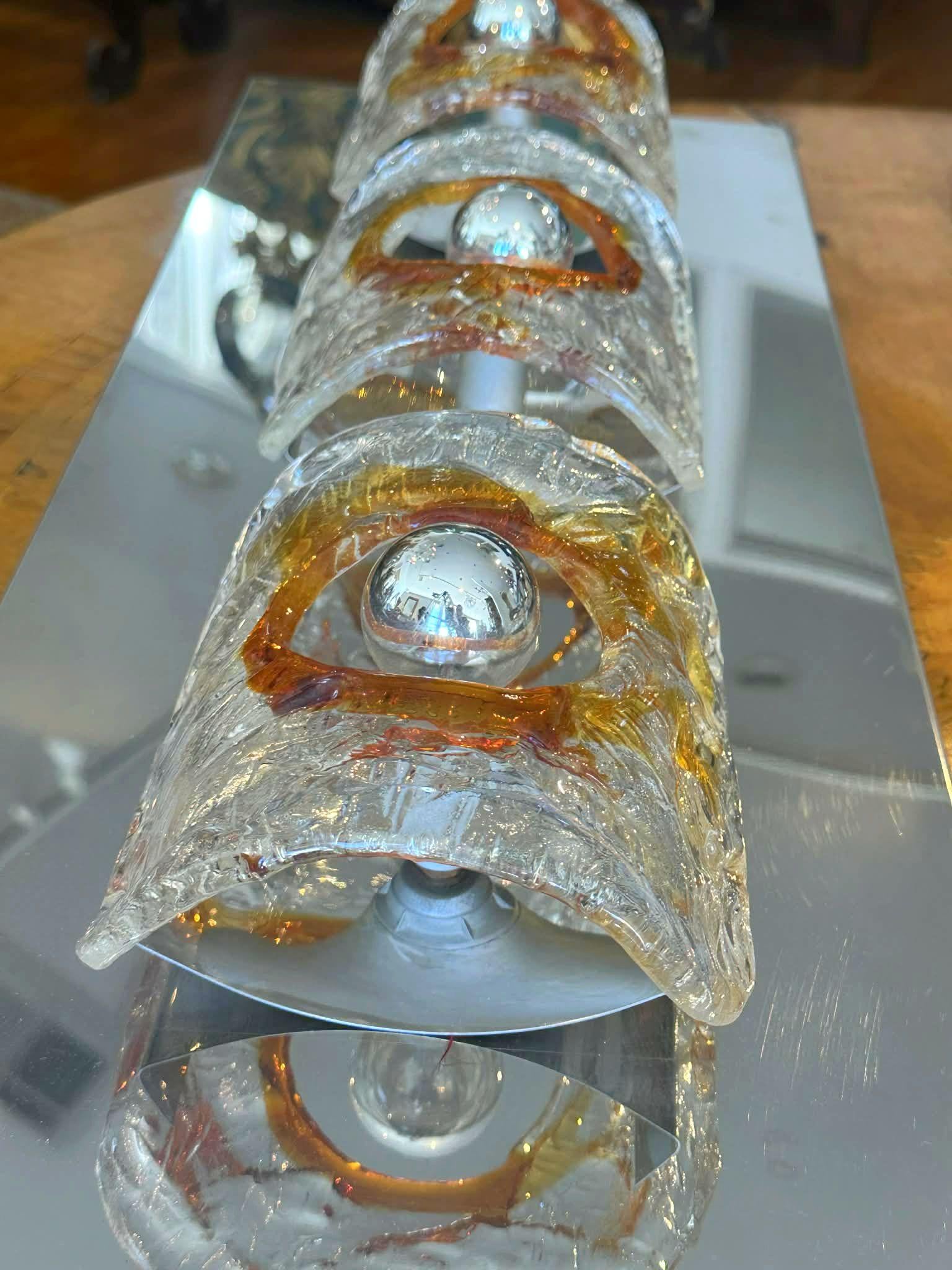 Apliques de cristal helado de Murano y cromo de Mazzega Italiano en venta