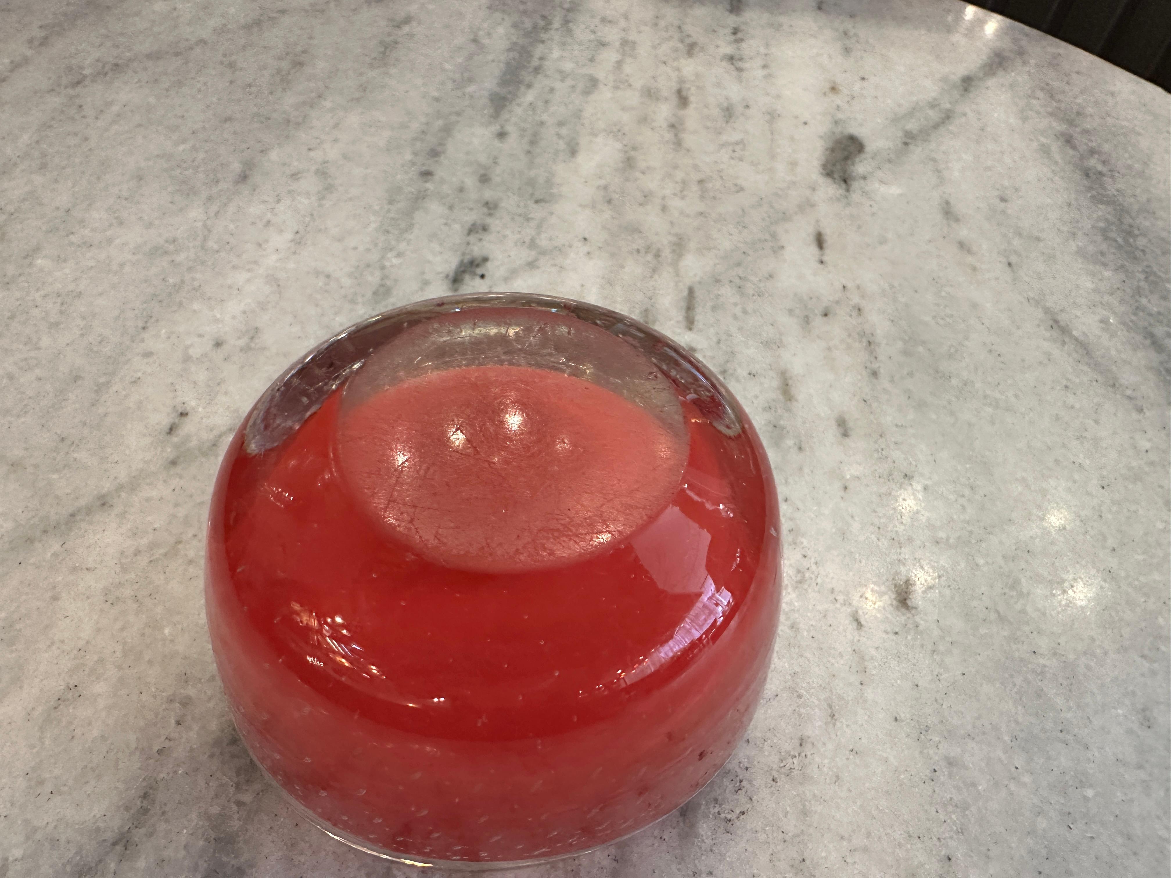 Murano in color red, 1930, Italian, Technique: Bubbles controlled For Sale 7