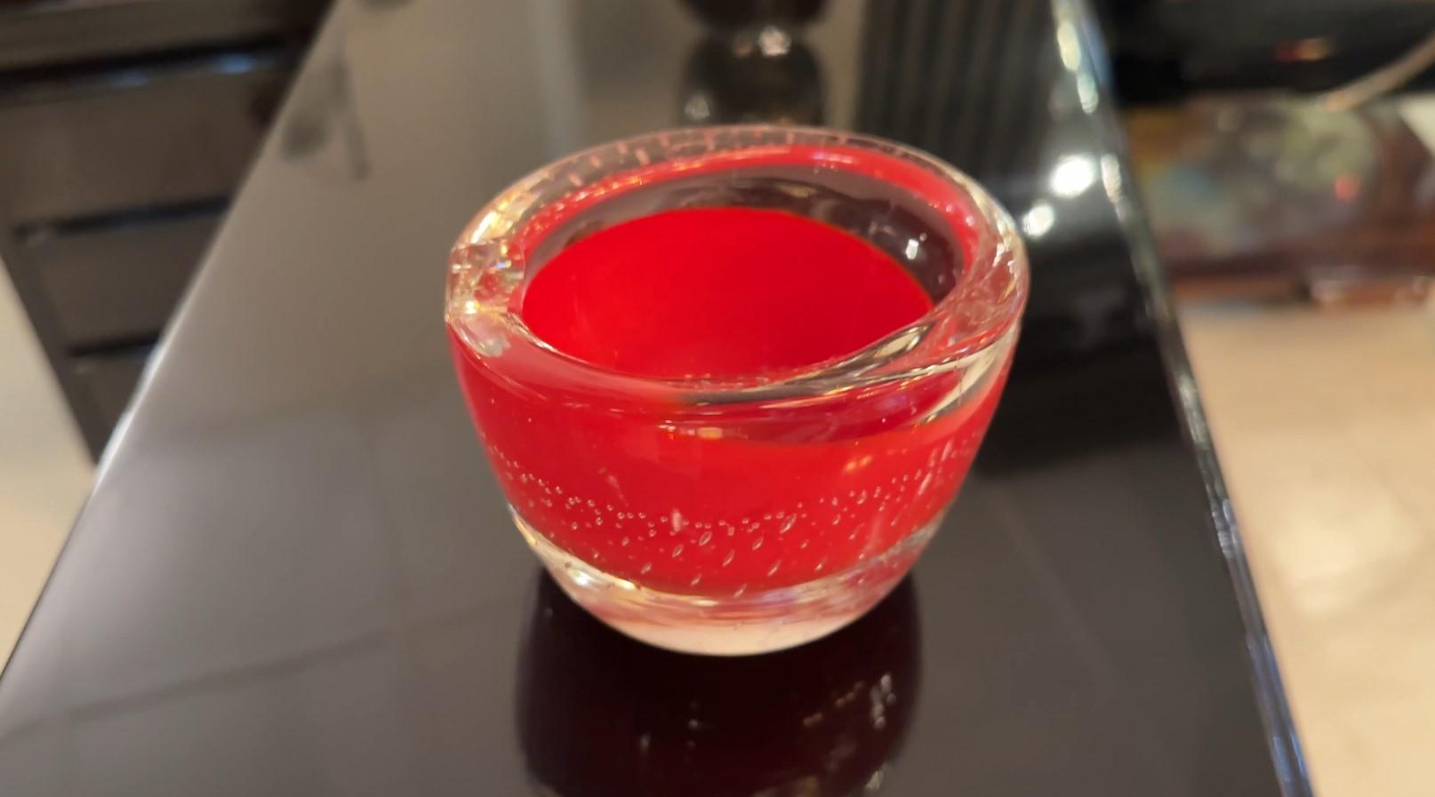 Murano in color red, 1930, Italian, Technique: Bubbles controlled For Sale 14