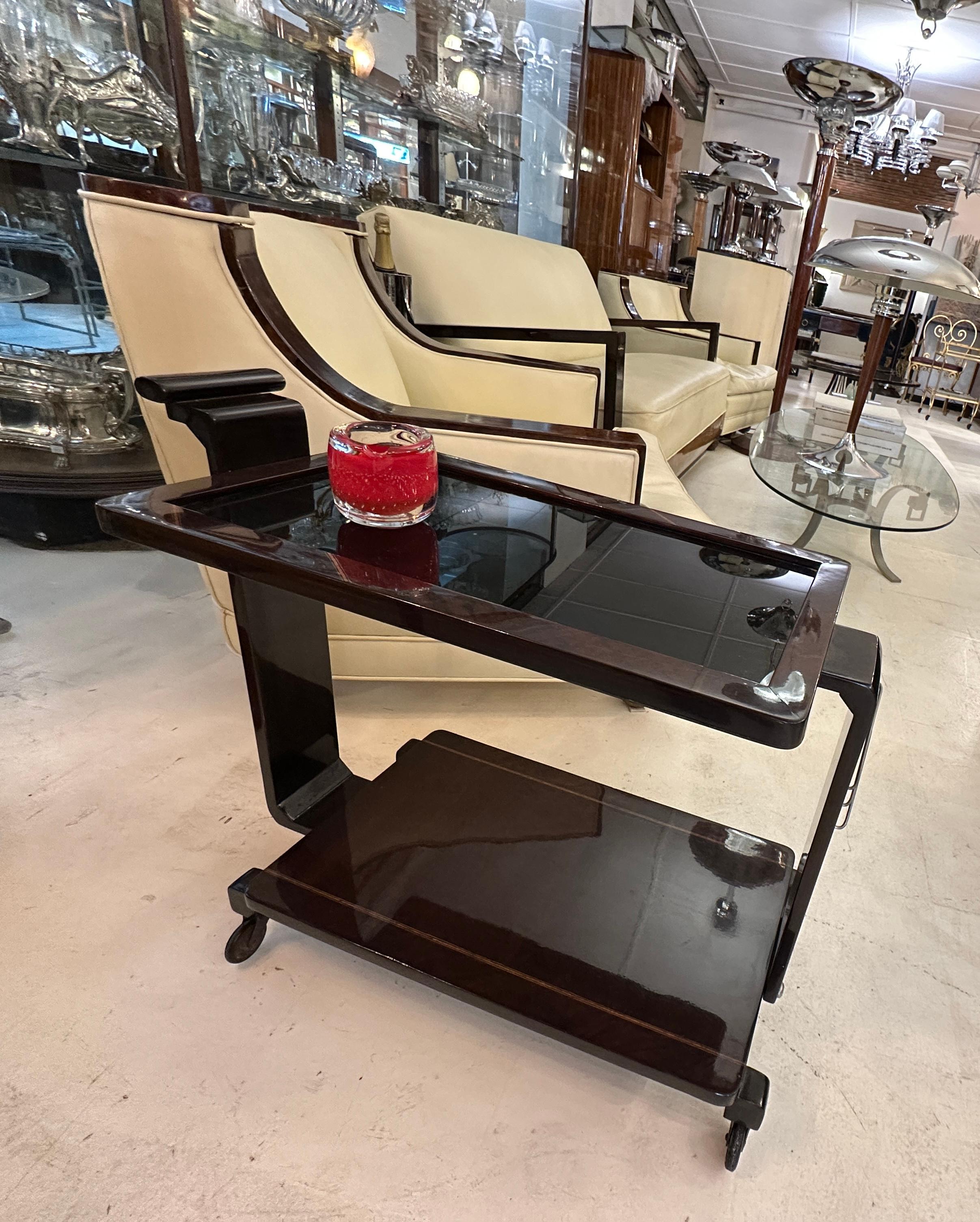 Mid-Century Modern Murano in color red, 1930, Italian, Technique: Bubbles controlled For Sale