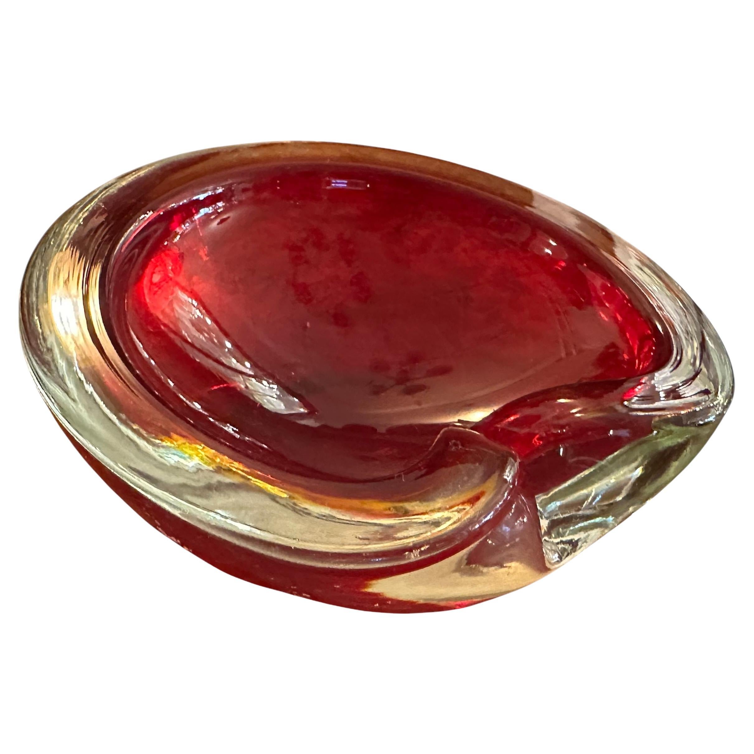Murano in rosso, 1950, italiano