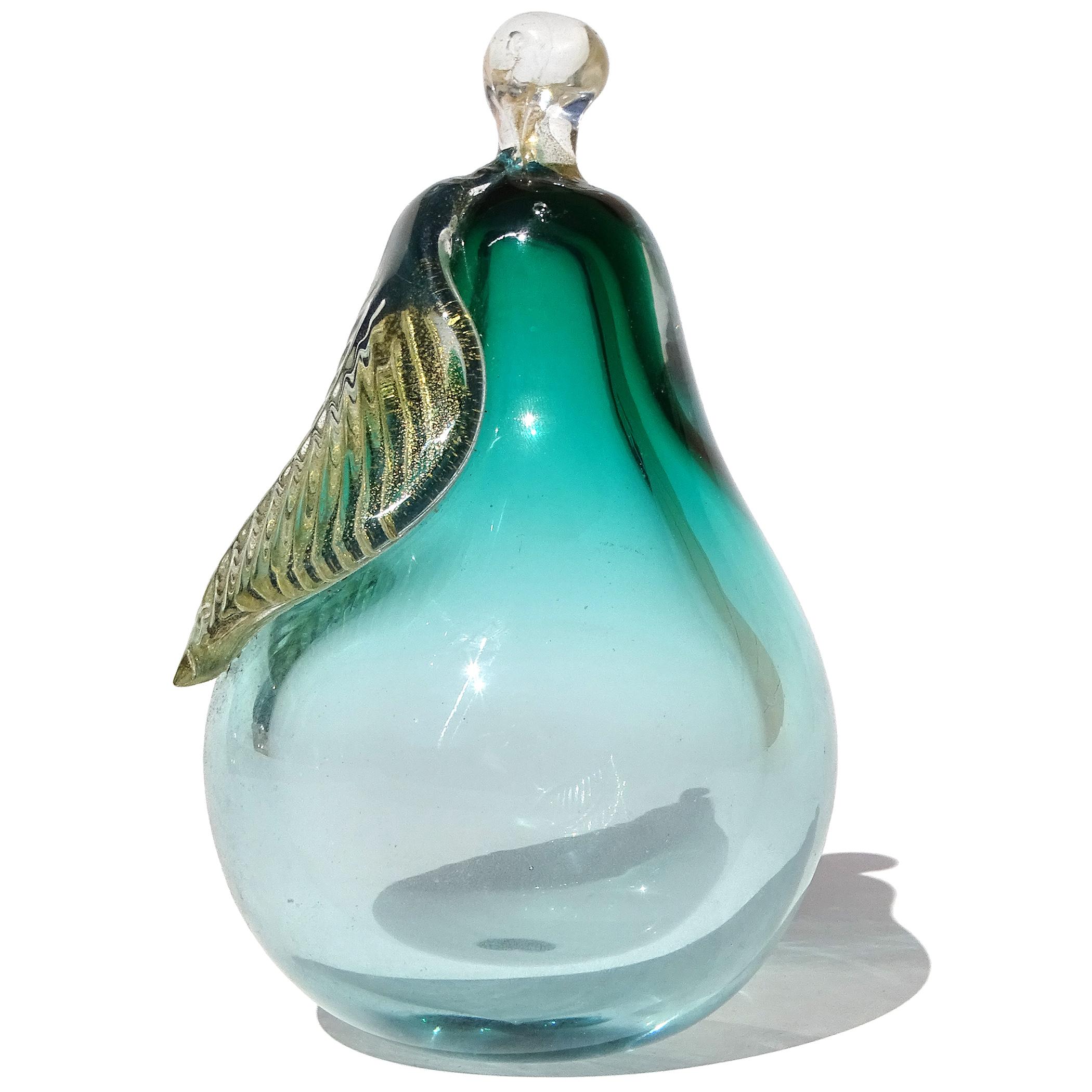 Sculture di frutta in vetro artistico italiano di Murano 7 pezzi: pera, ciliegia, banana, arancia e oro in vendita 8