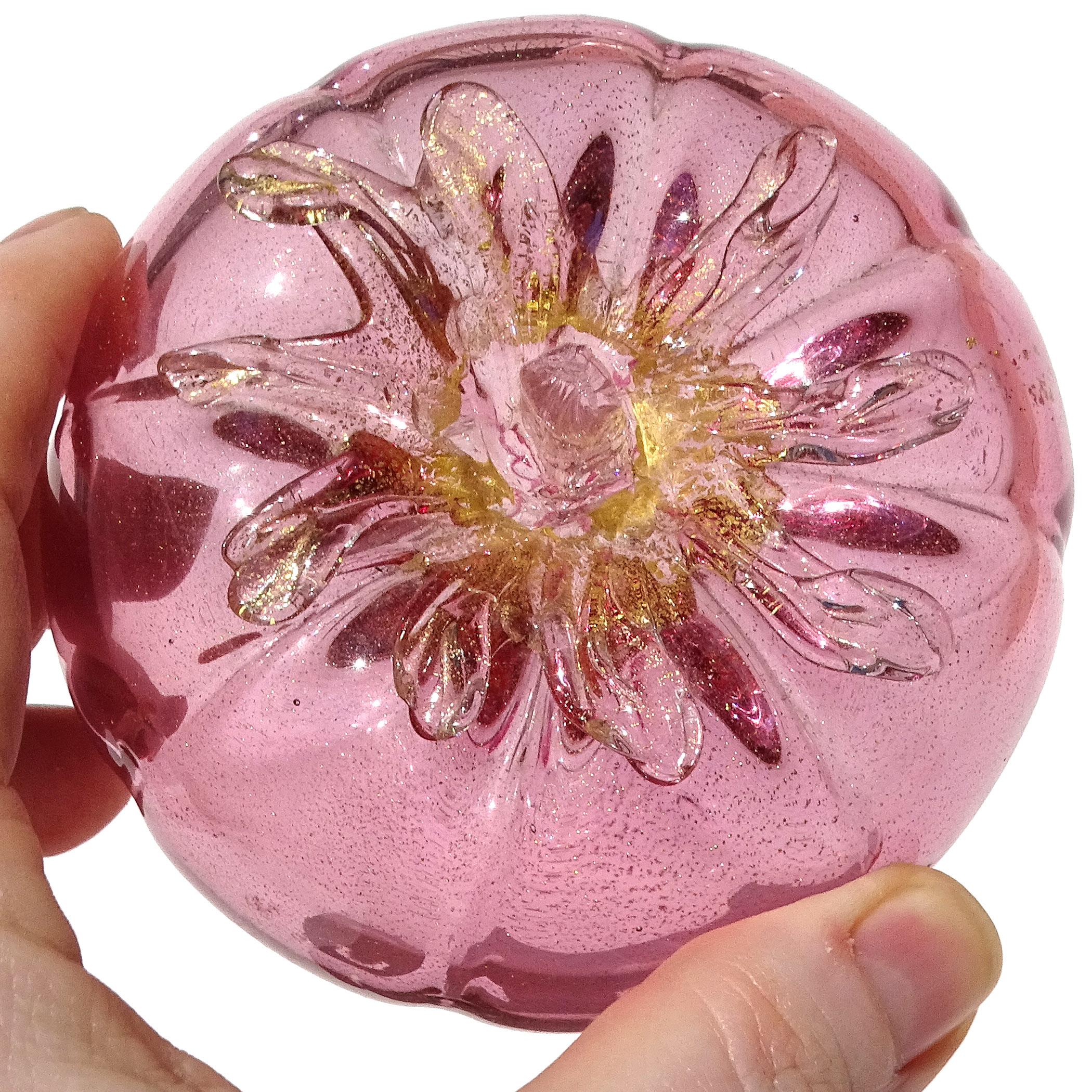 Fatto a mano Sculture di frutta in vetro artistico italiano di Murano 7 pezzi: pera, ciliegia, banana, arancia e oro in vendita