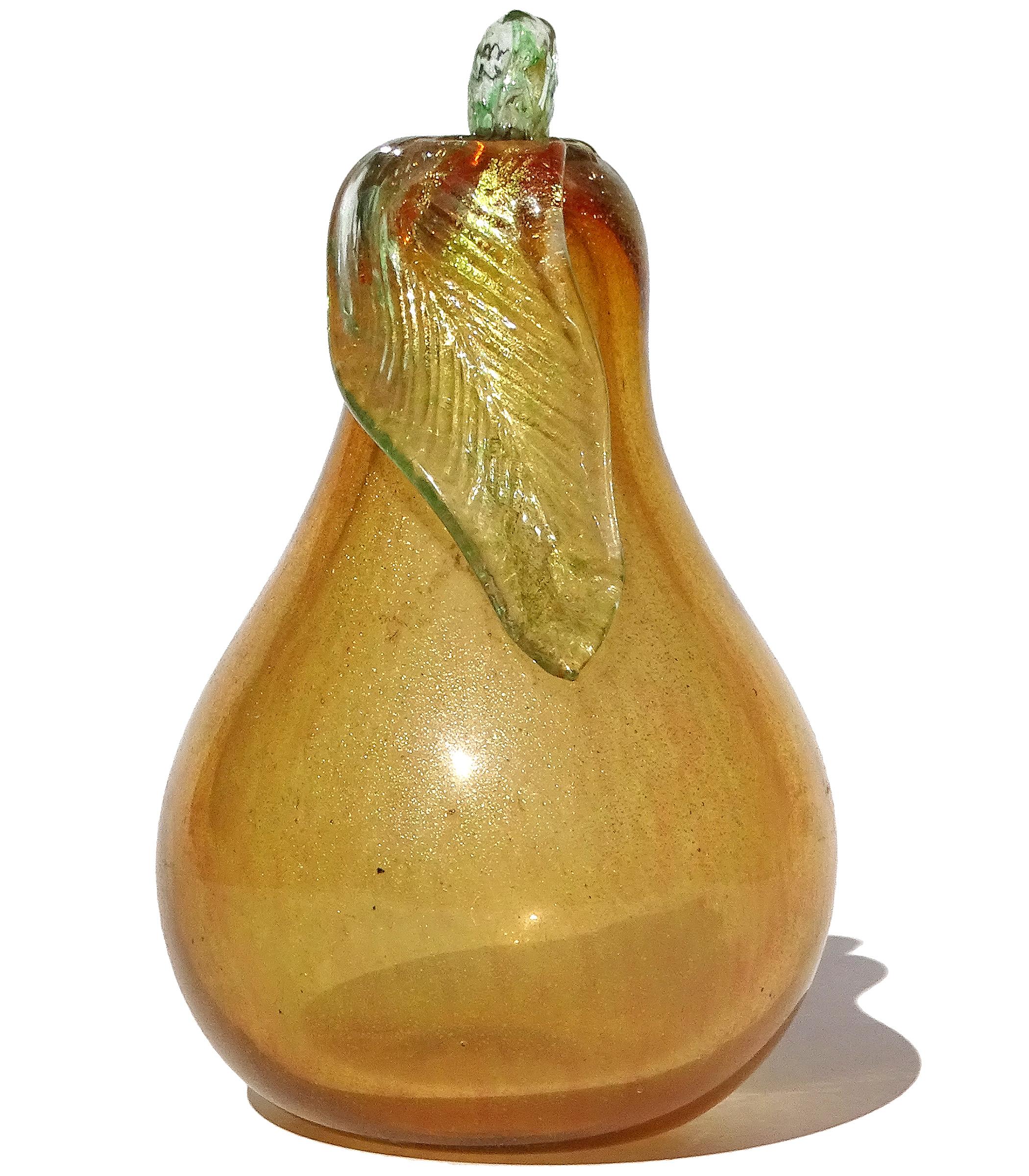 Sculture di frutta in vetro artistico italiano di Murano 7 pezzi: pera, ciliegia, banana, arancia e oro In condizioni buone in vendita a Kissimmee, FL