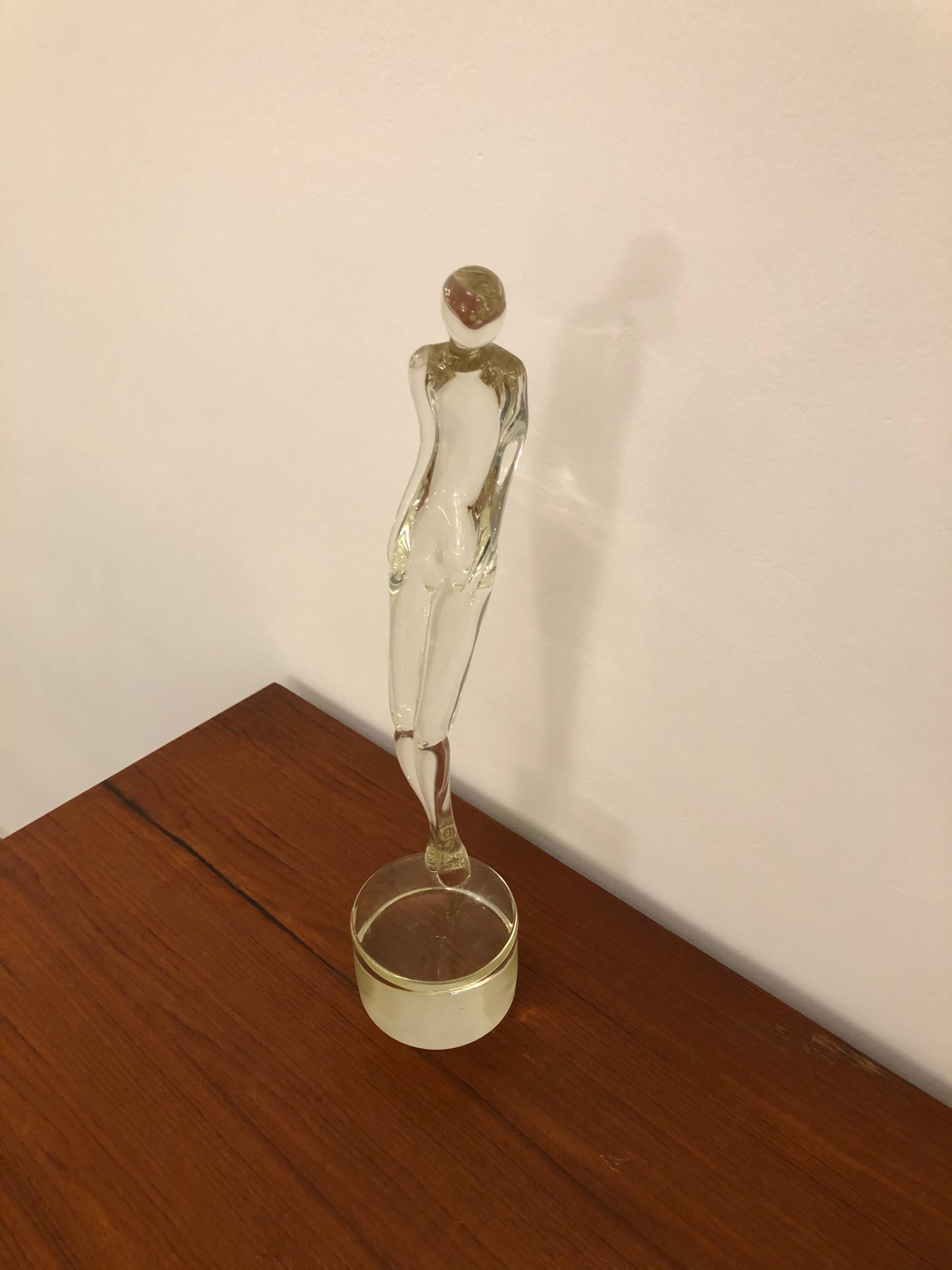 No damages for this glass sculpture handmade in Murano during the 1960s.