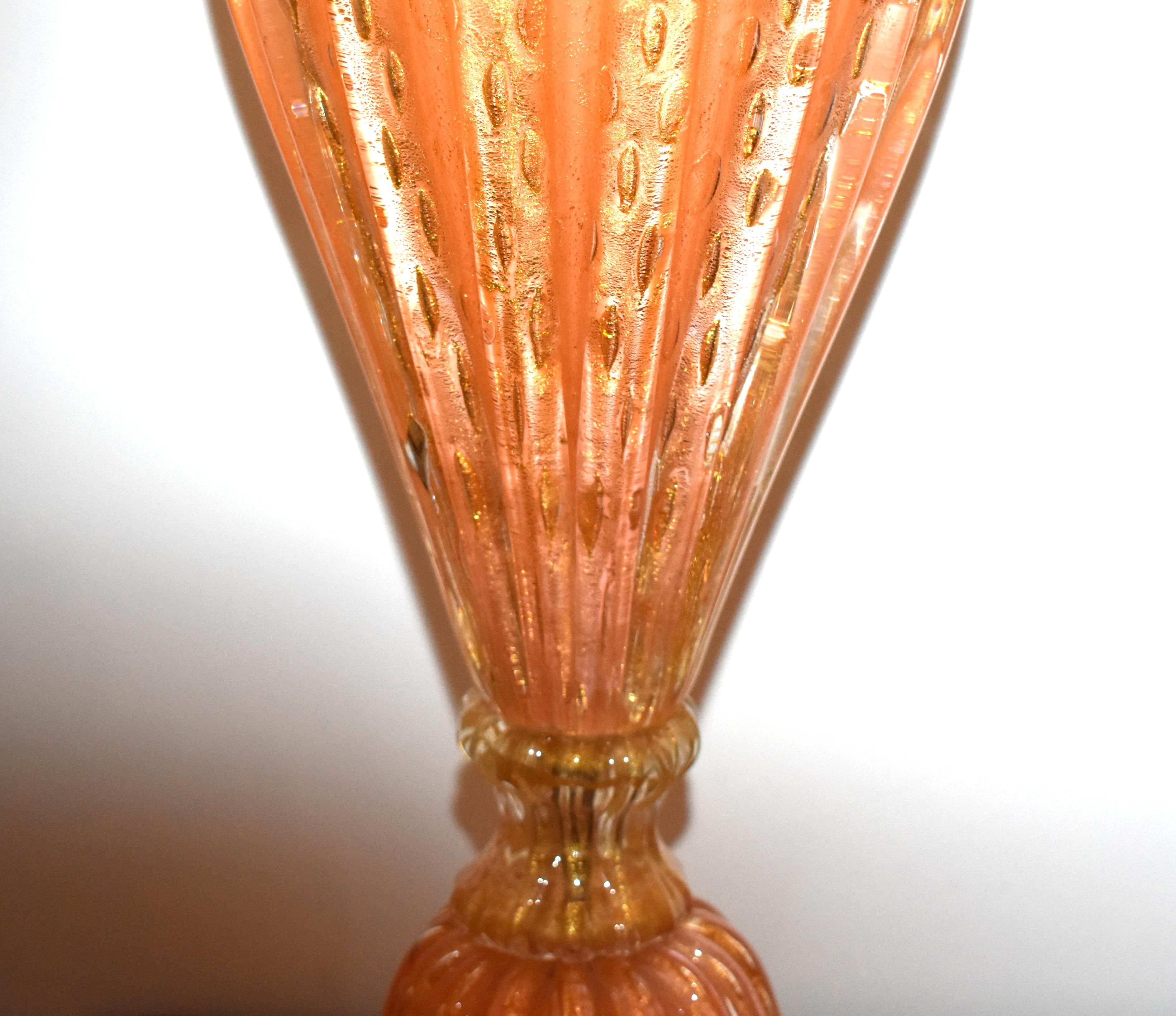 Murano Italian Gold and Salmon Glass Table Lamp For Sale 3