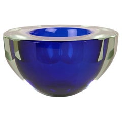Antique Murano Italian Heavy Blue Sommerso Style Art Glass bowl