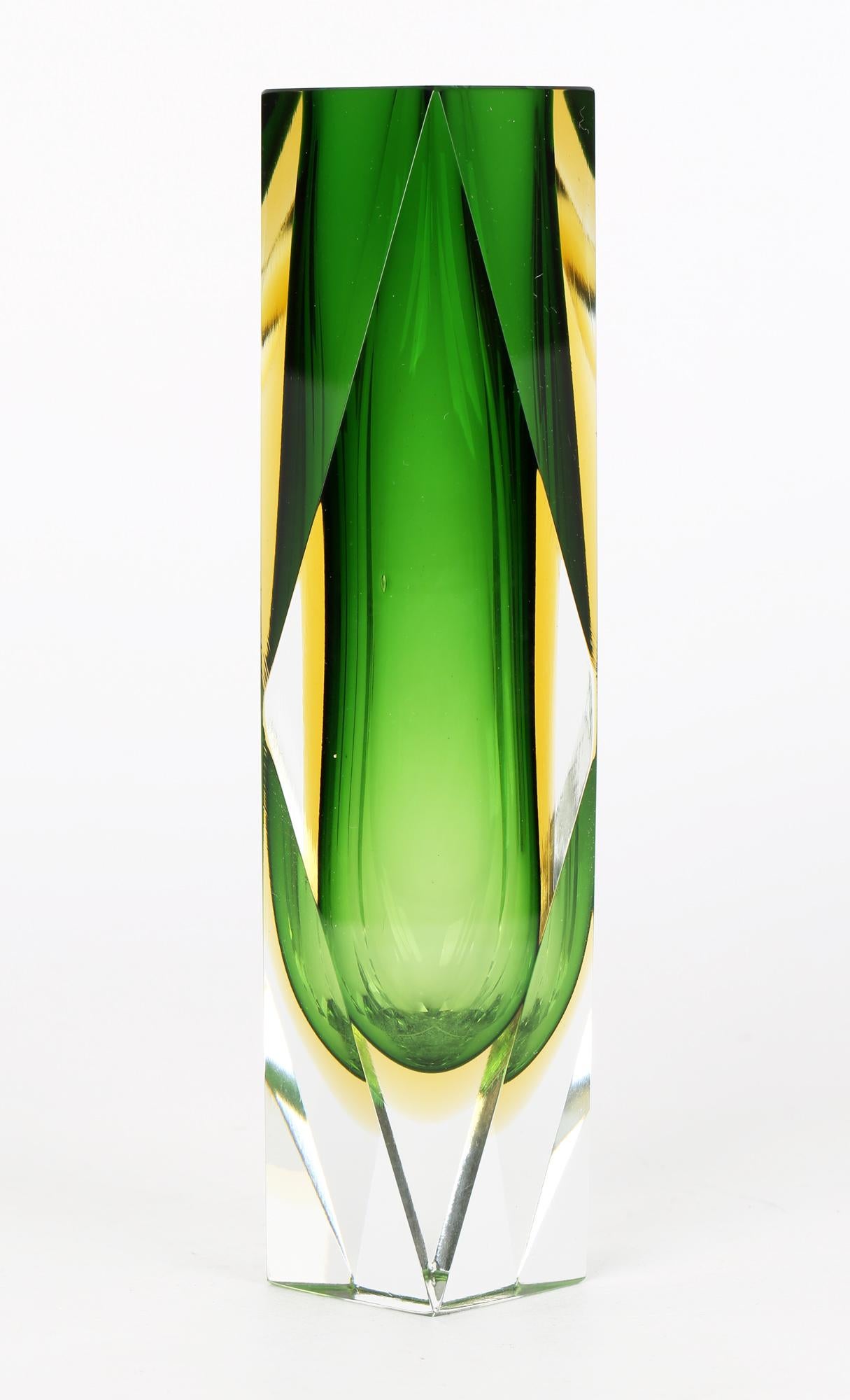 Hand-Crafted Murano Italian Luigi Mandruzzato Sommerso Green Facet Cut Art Glass Vase