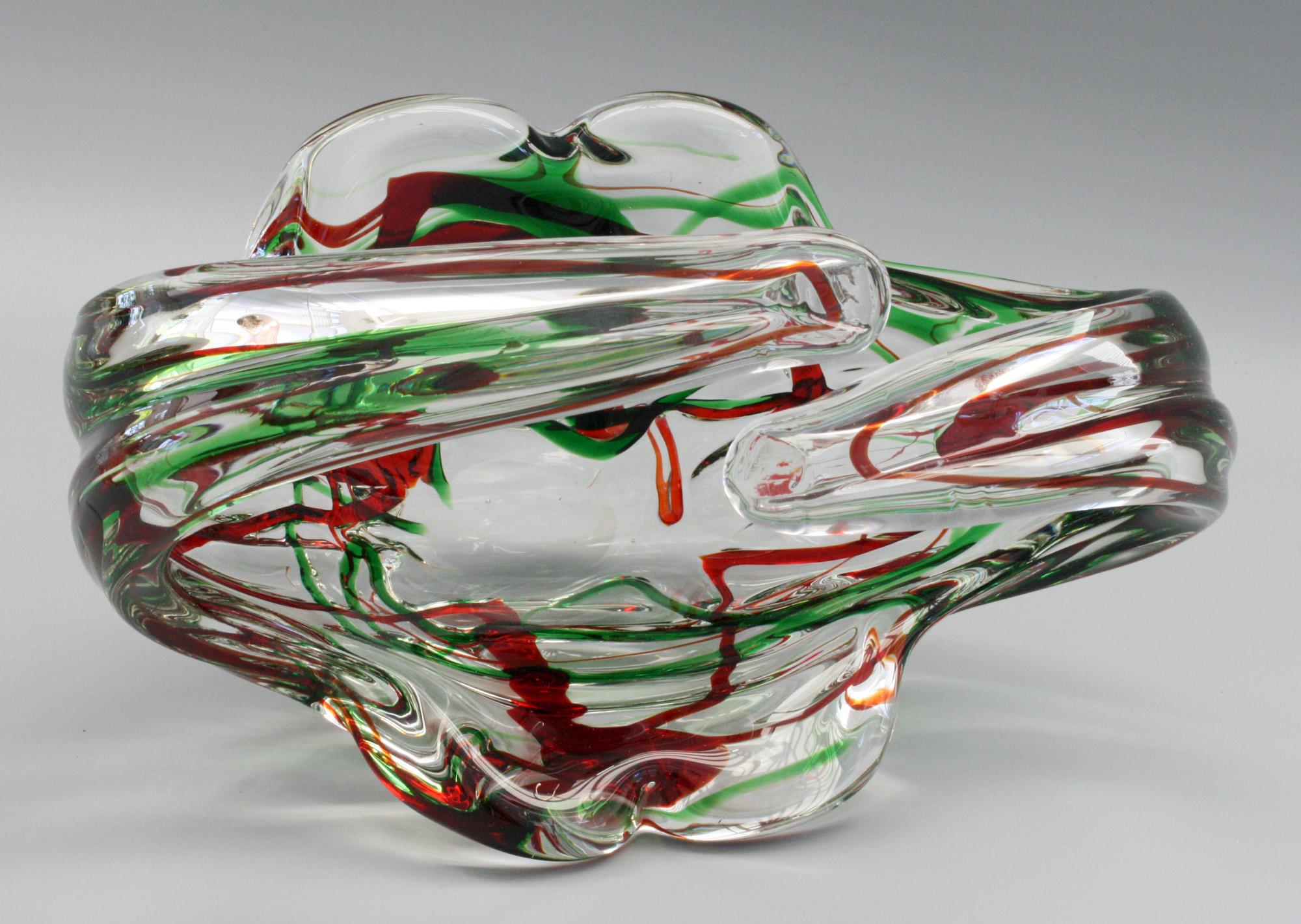 Murano Italian Midcentury Art Glass Bowl with Red and Green Trailed Designs In Good Condition For Sale In Bishop's Stortford, Hertfordshire
