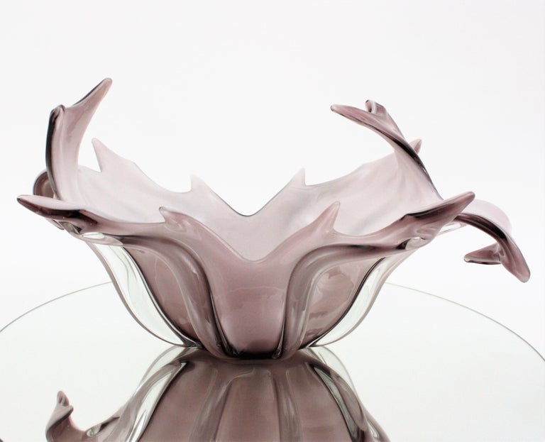 20th Century Murano Italian Modernist Purple White Glass Centerpiece Vase For Sale